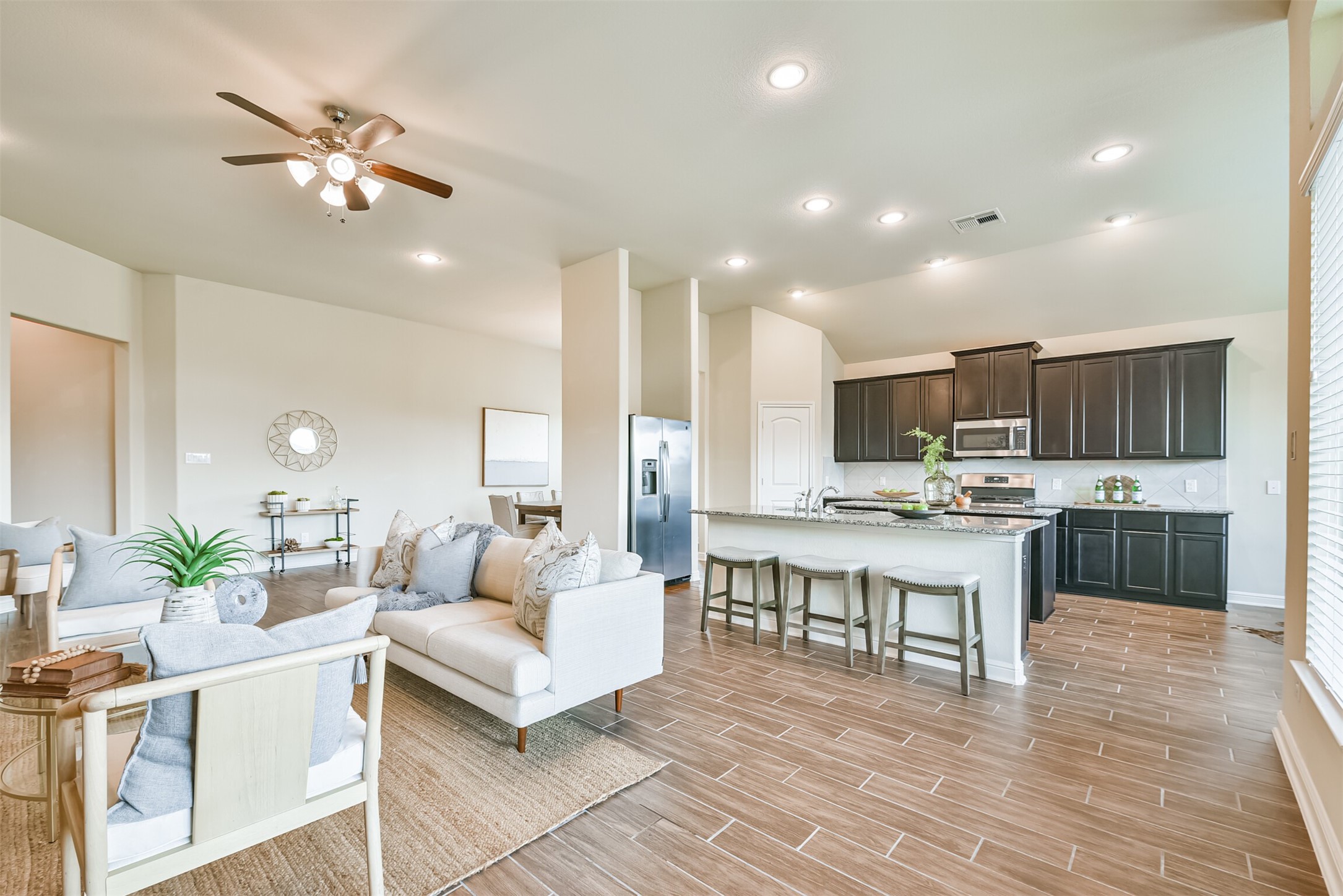 12617 White Cove Drive Property Photo 15