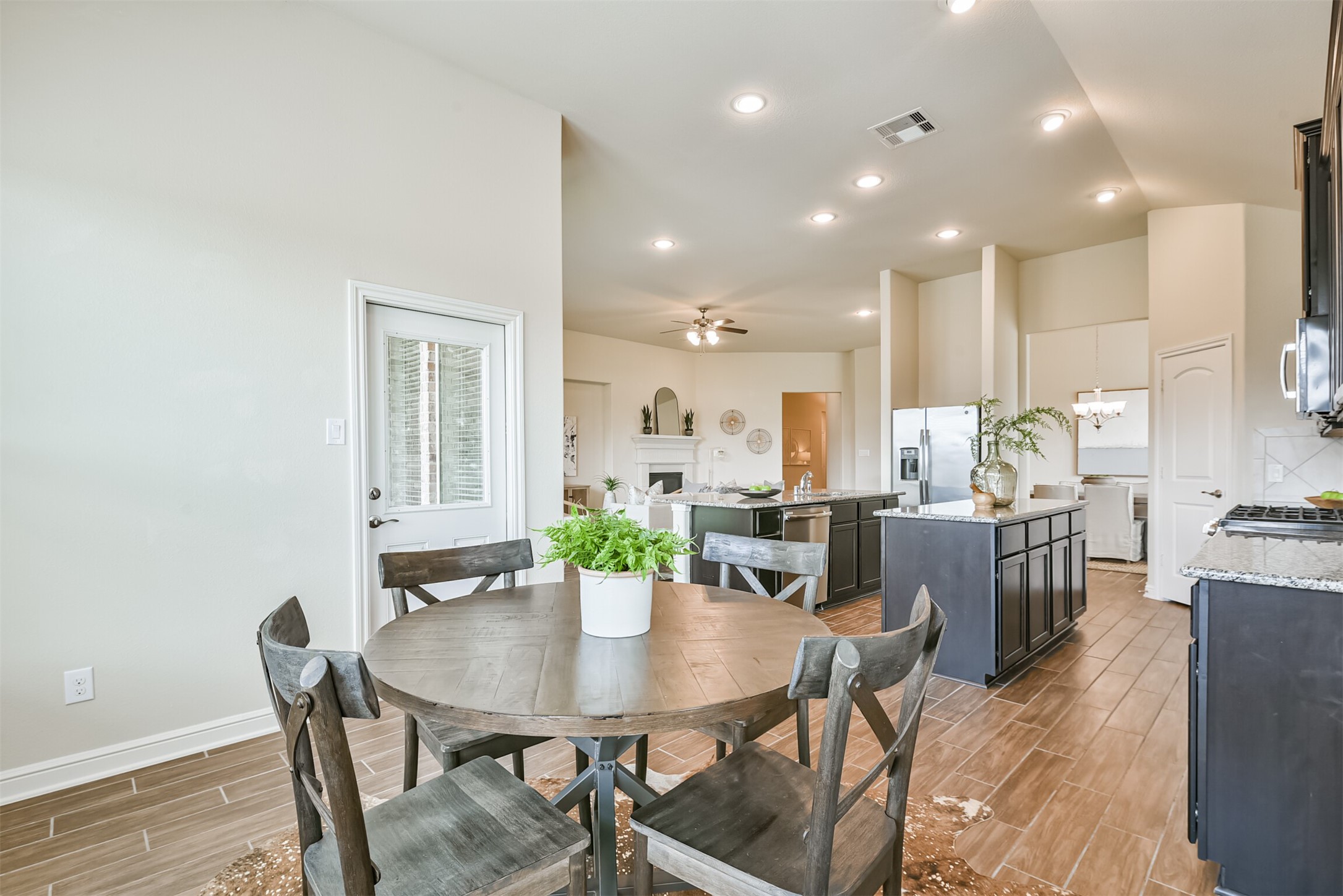 12617 White Cove Drive Property Photo 27