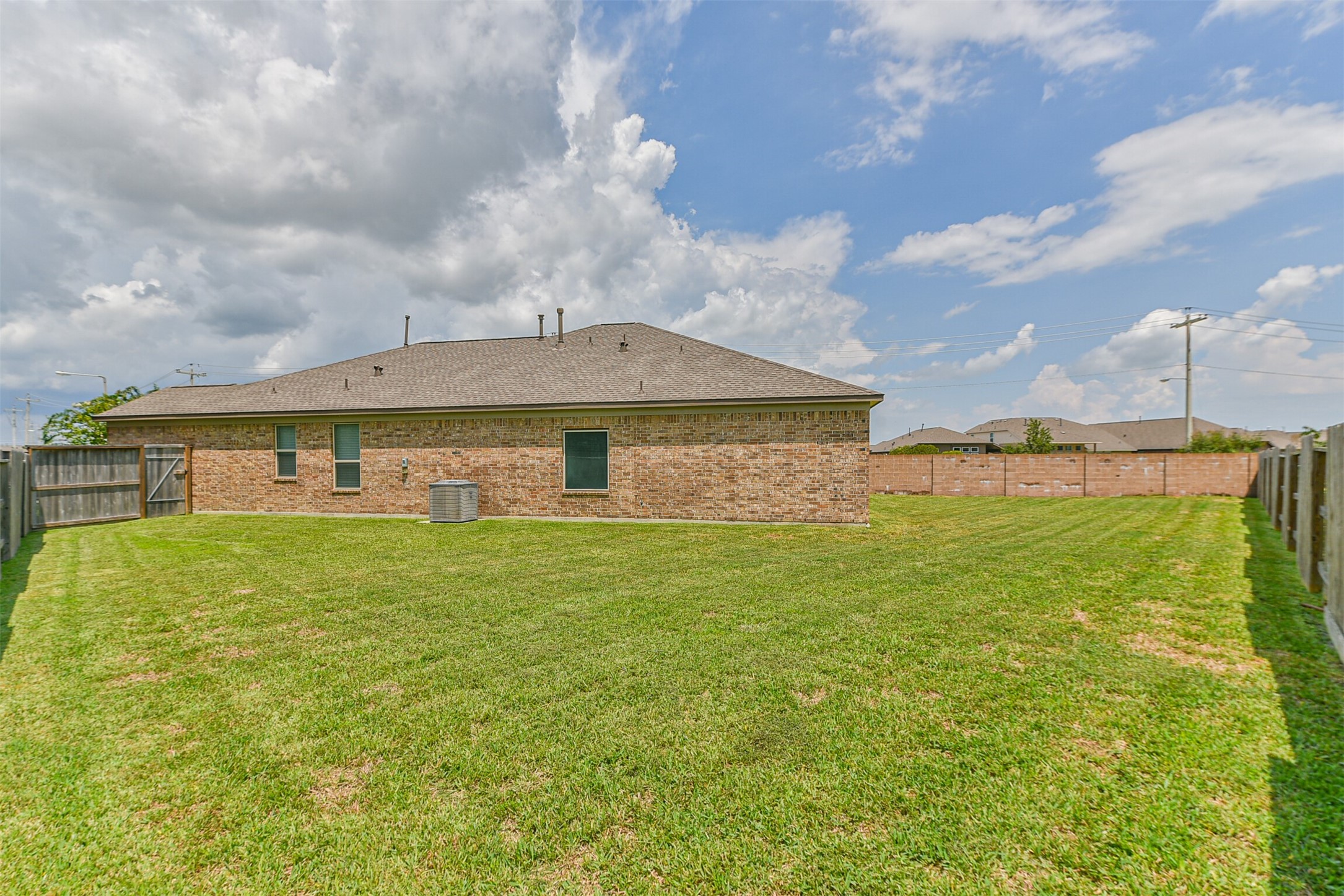 12617 White Cove Drive Property Photo 43
