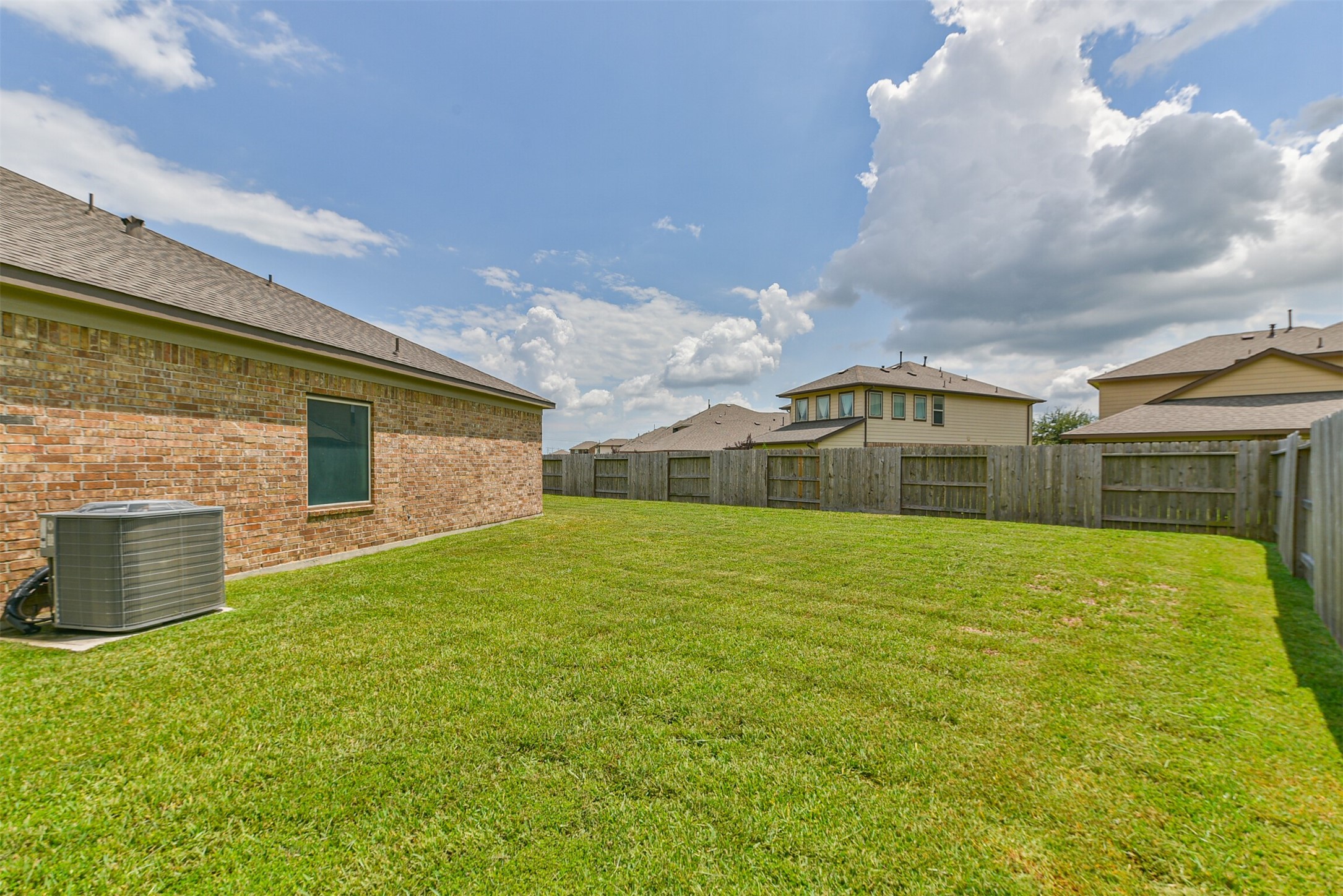 12617 White Cove Drive Property Photo 44