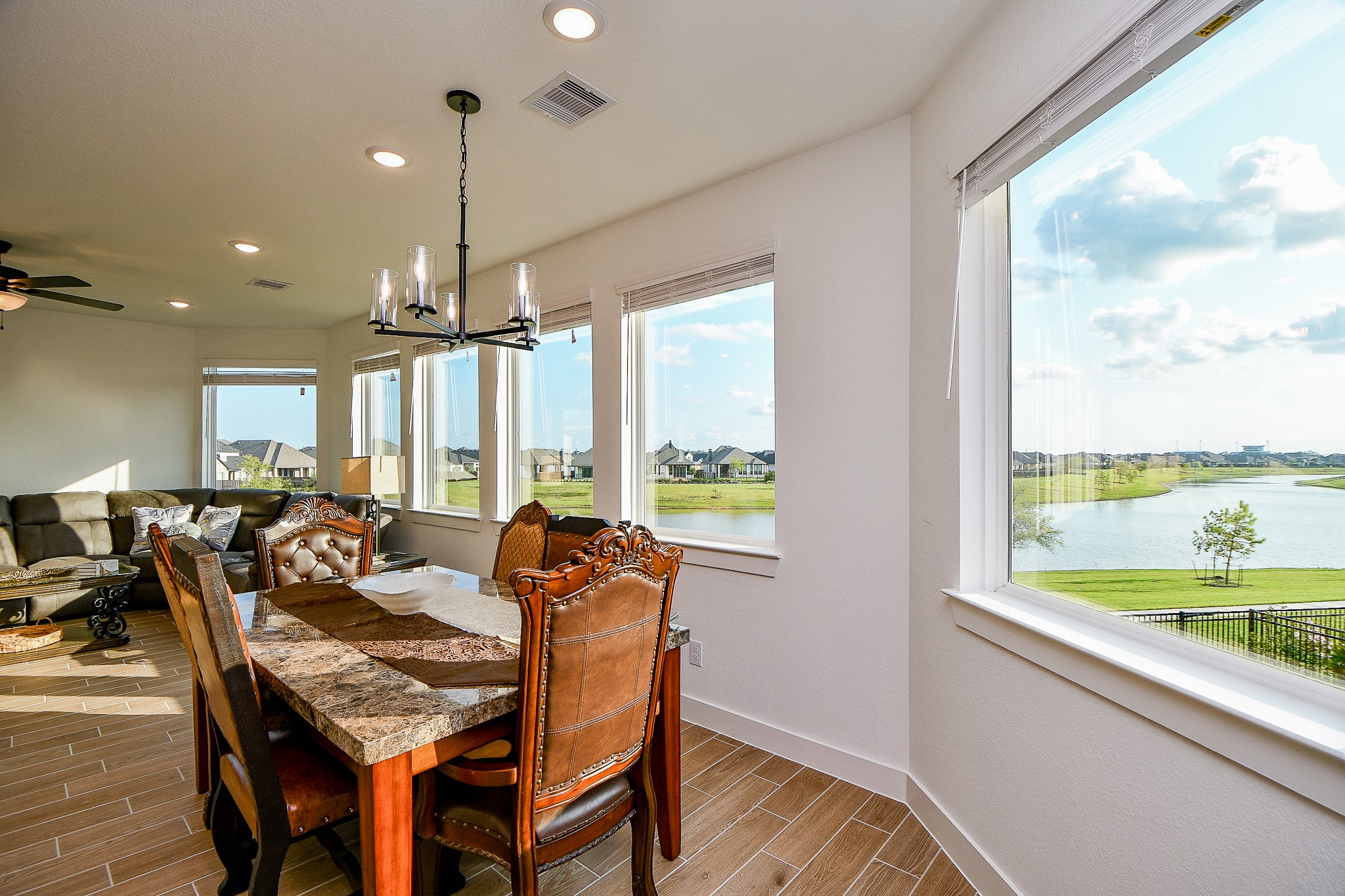 4922 Petal Trace Property Photo 1