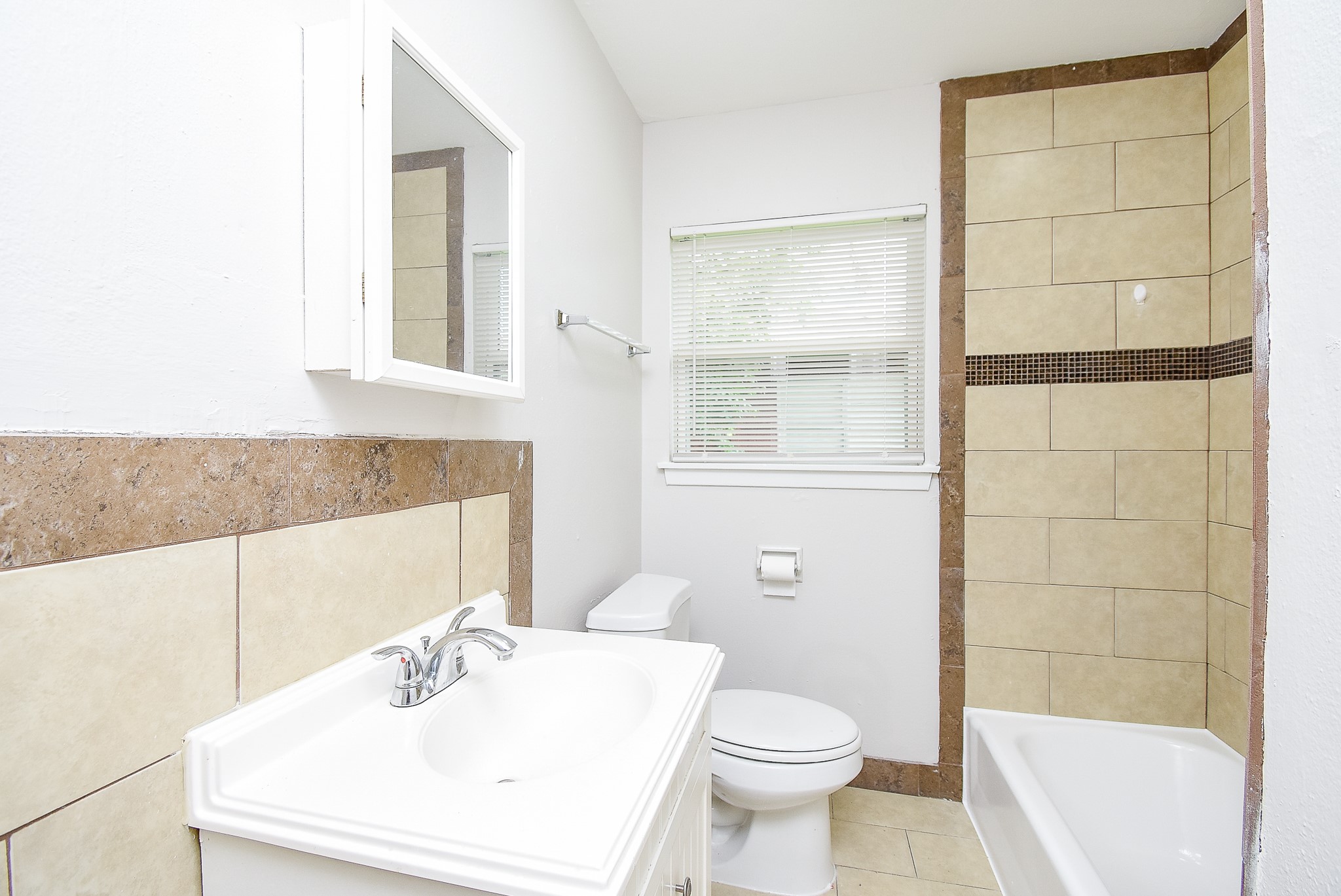 7406 Schiller Street Property Photo 21