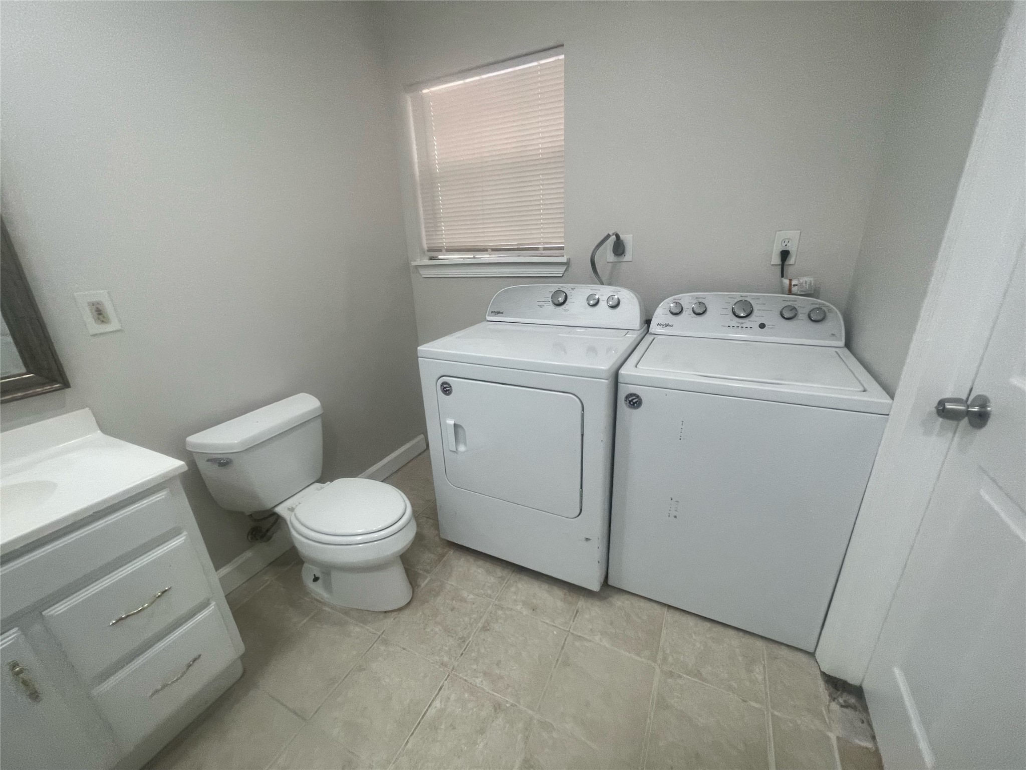 7406 Schiller Street Property Photo 27