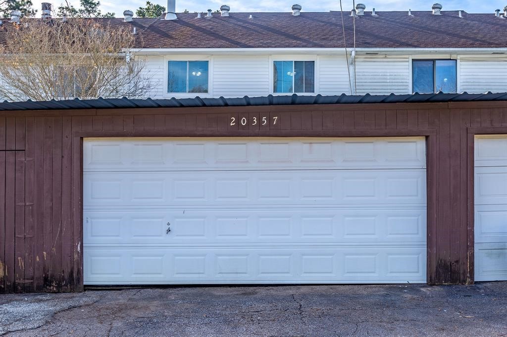 20357 Fieldtree Drive Property Photo 18
