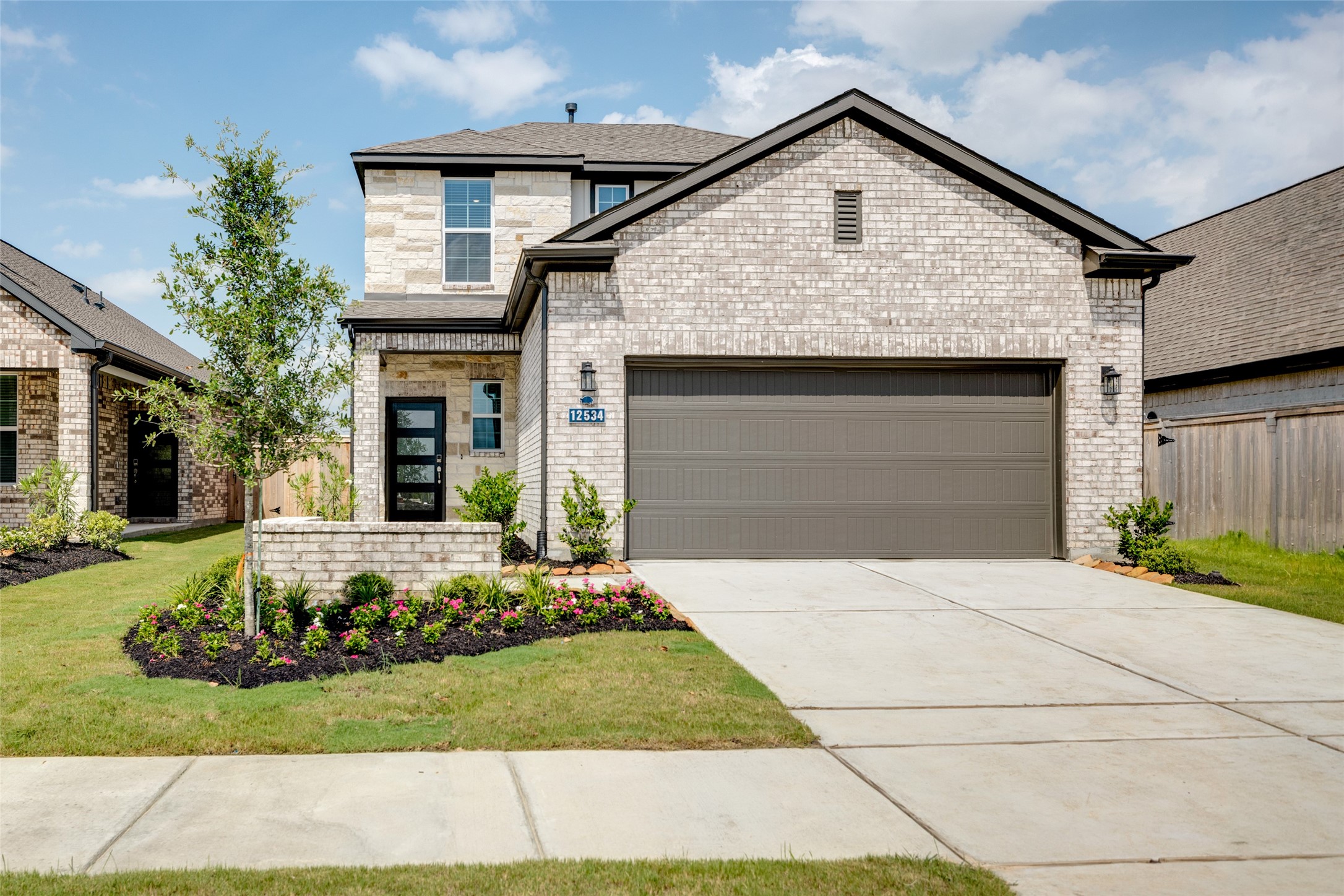 12534 Nueces River Drive Property Photo 2