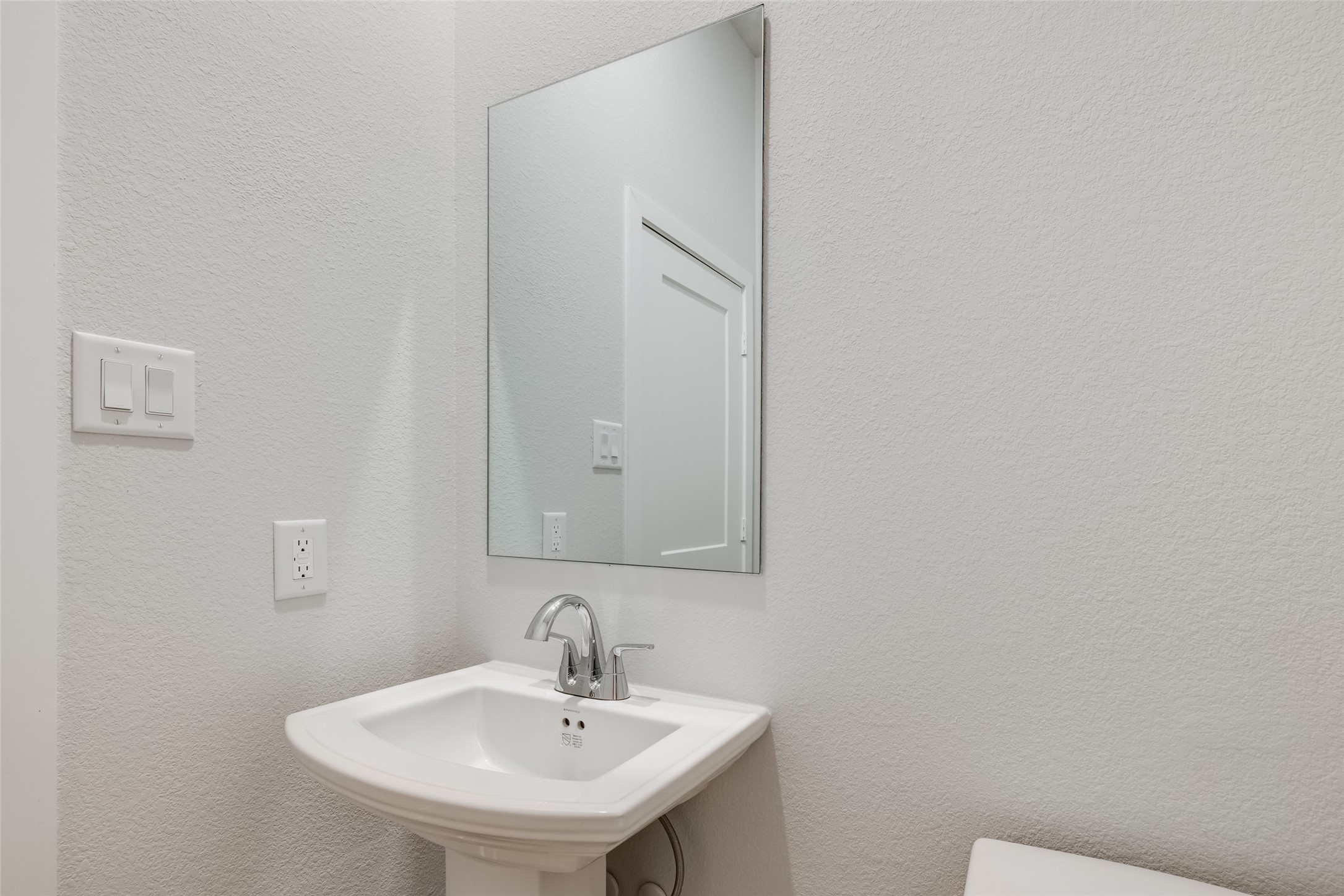 12534 Nueces River Drive Property Photo 13