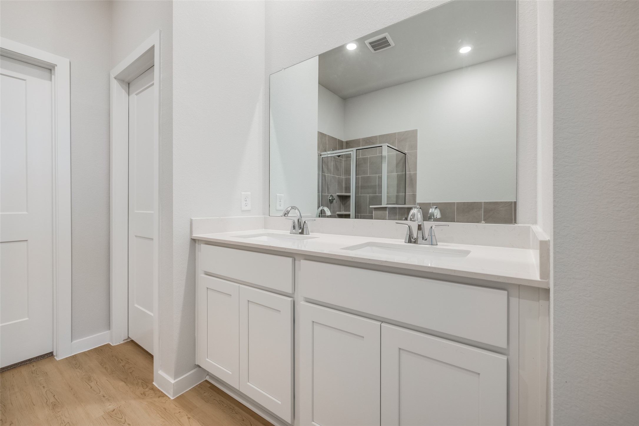 12534 Nueces River Drive Property Photo 20