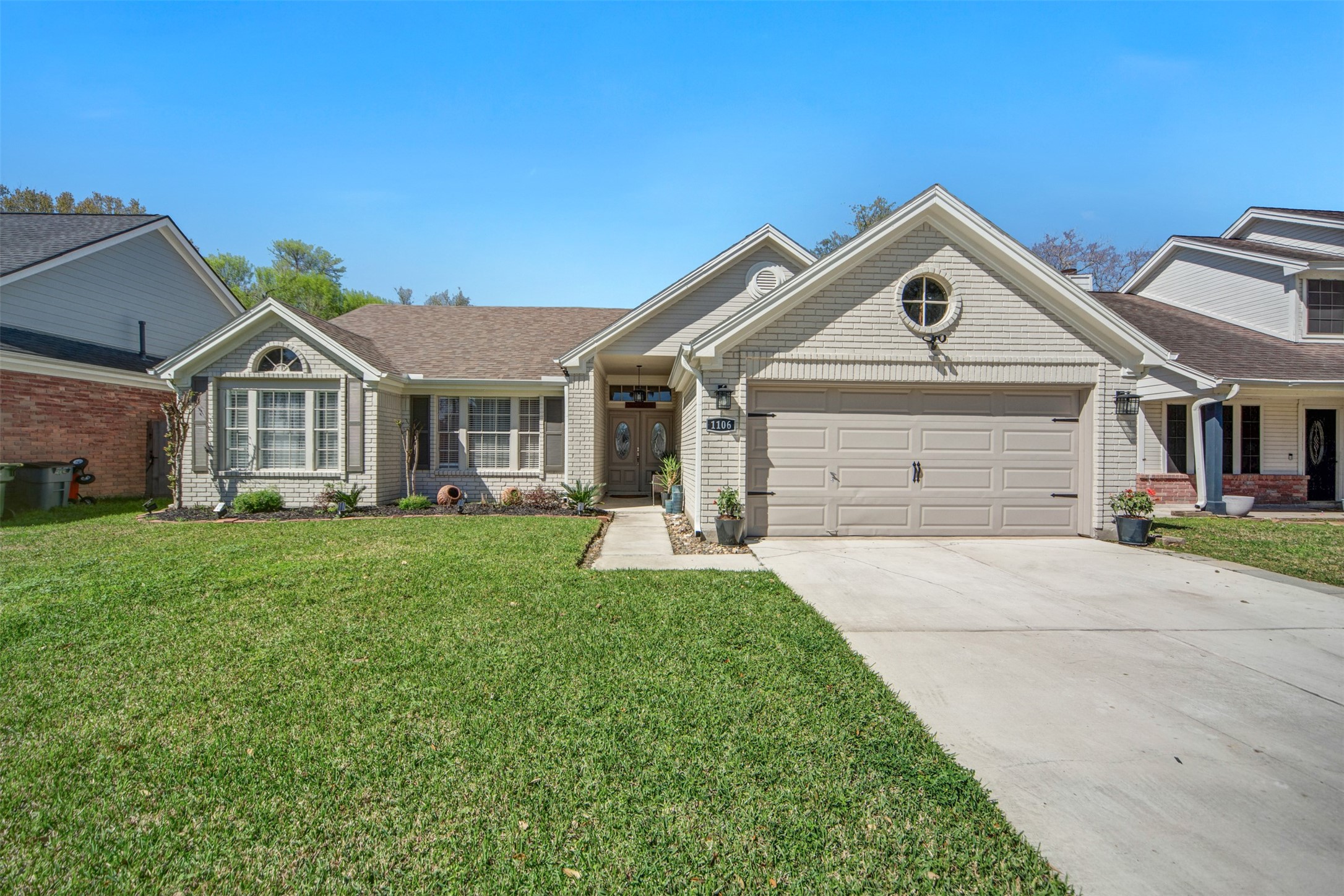 1106 Wentworth Drive Property Photo