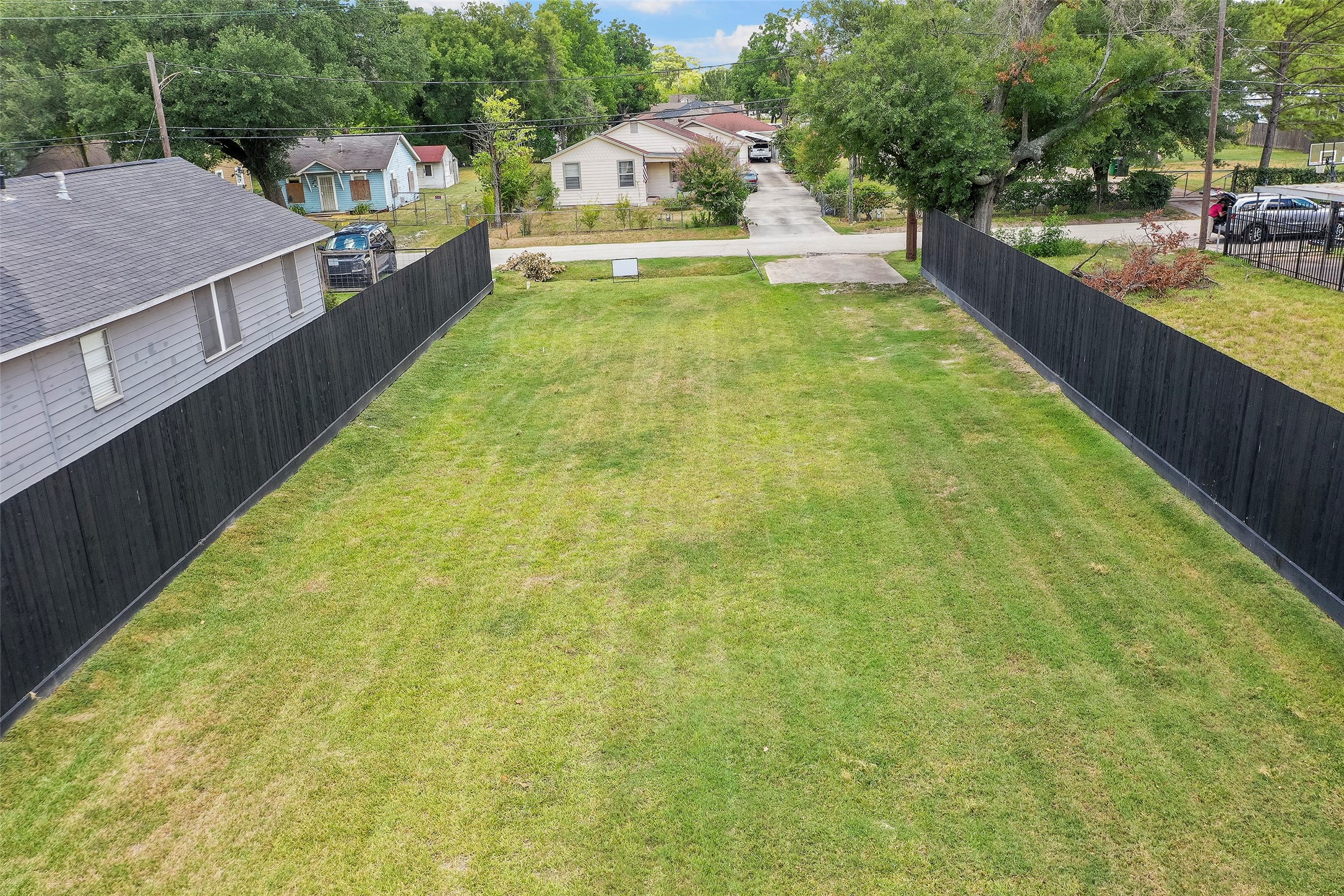 213 Sylvester Road Property Photo 13
