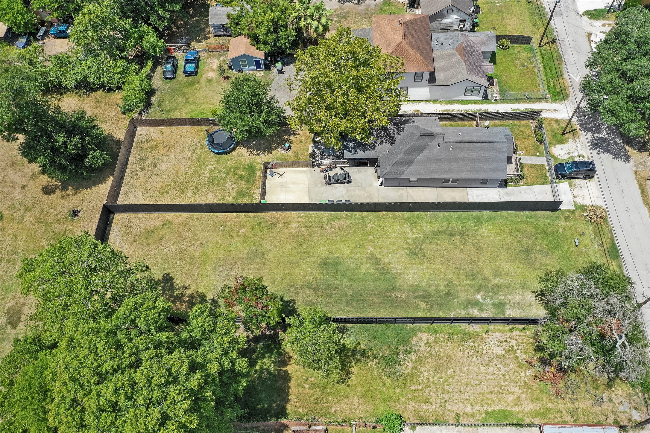 213 Sylvester Road Property Photo 22