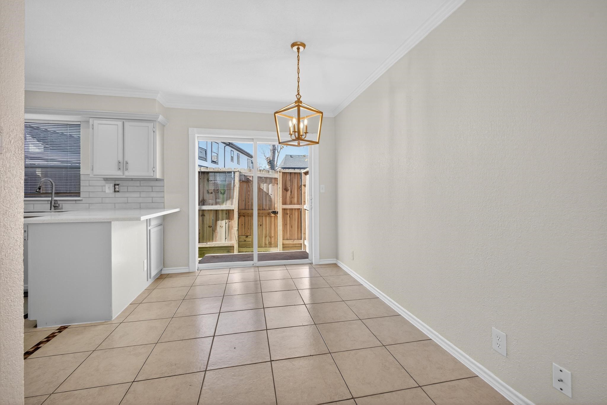 1221 Cedar Post Lane 1d Property Photo 6