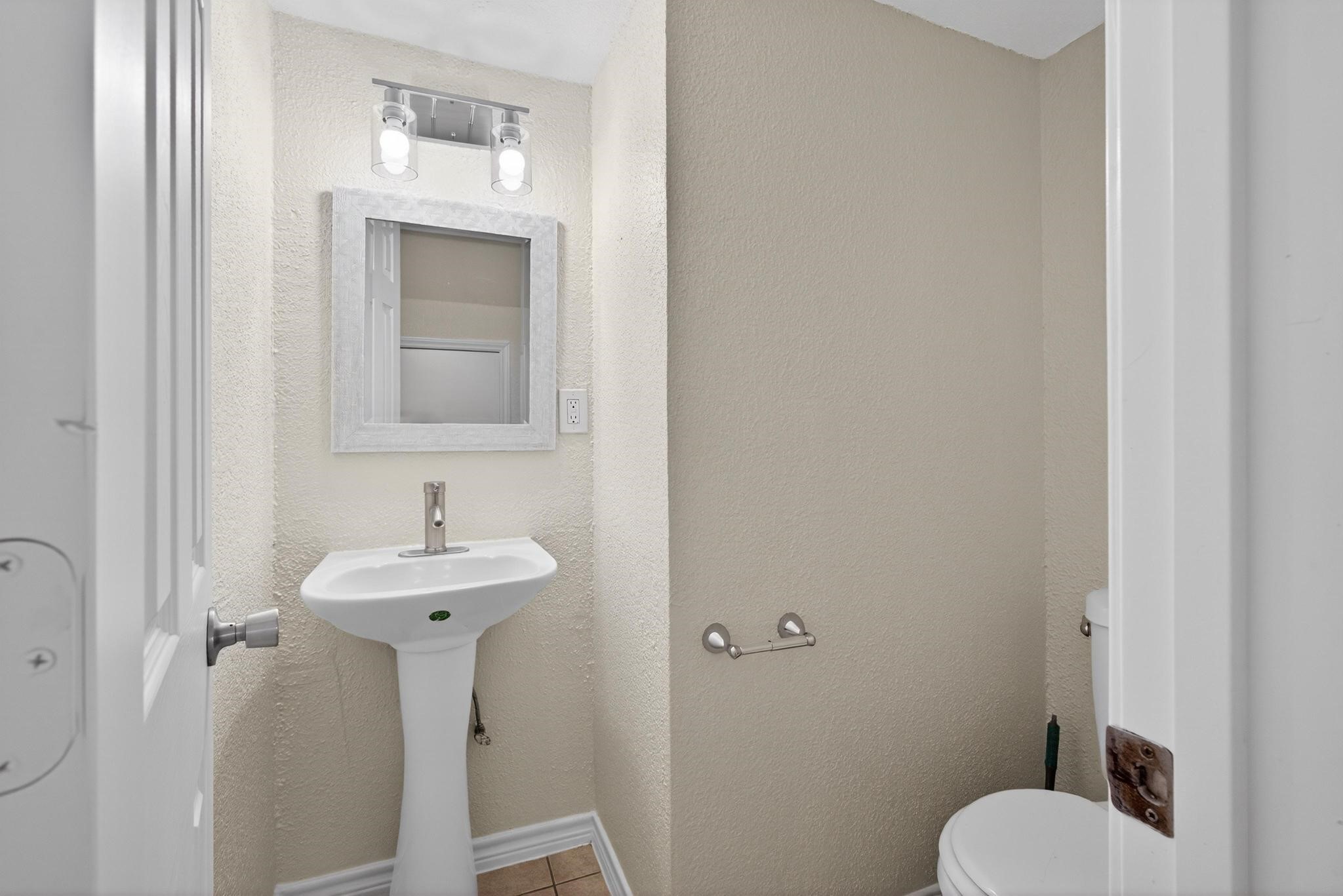 1221 Cedar Post Lane 1d Property Photo 11