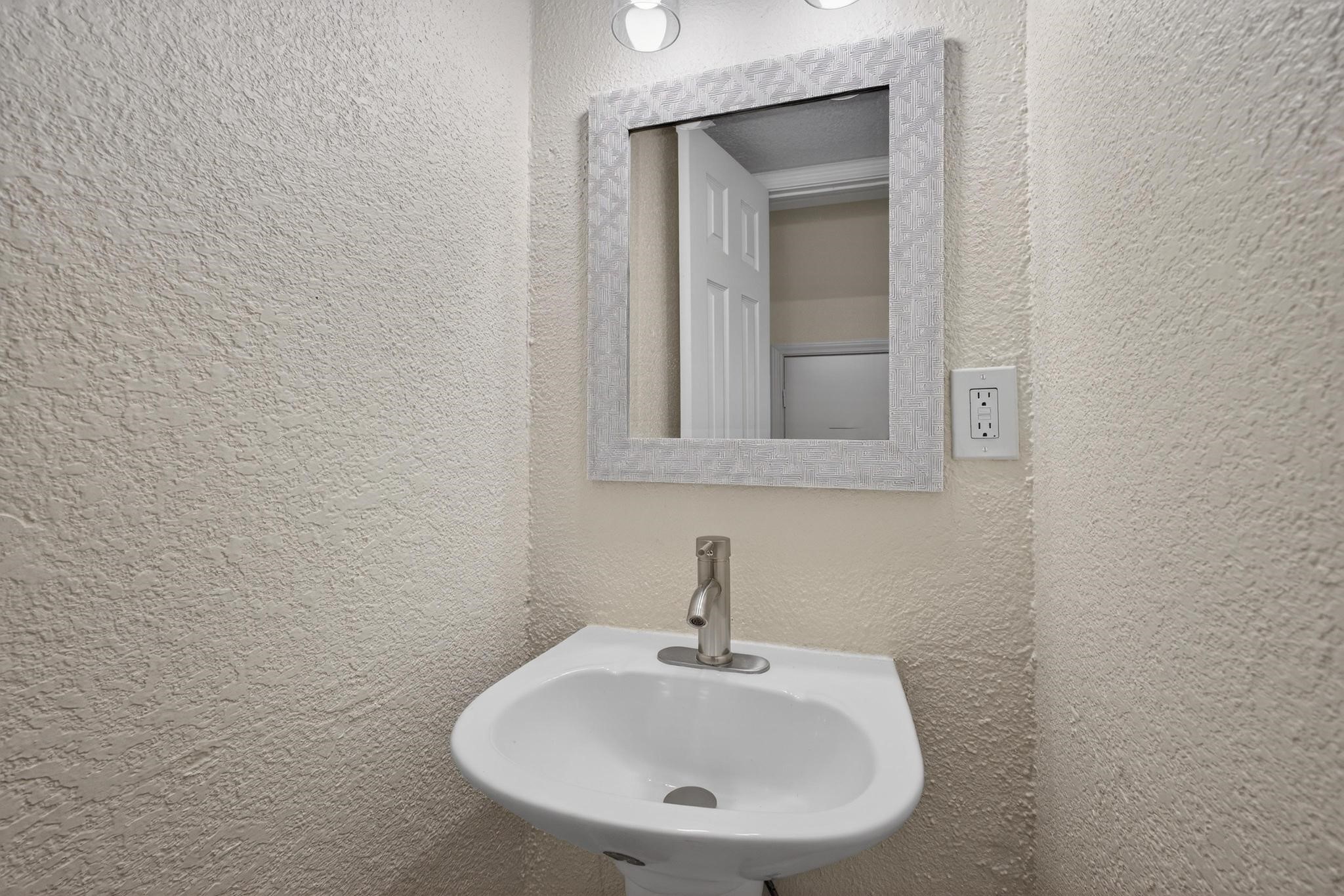 1221 Cedar Post Lane 1d Property Photo 13