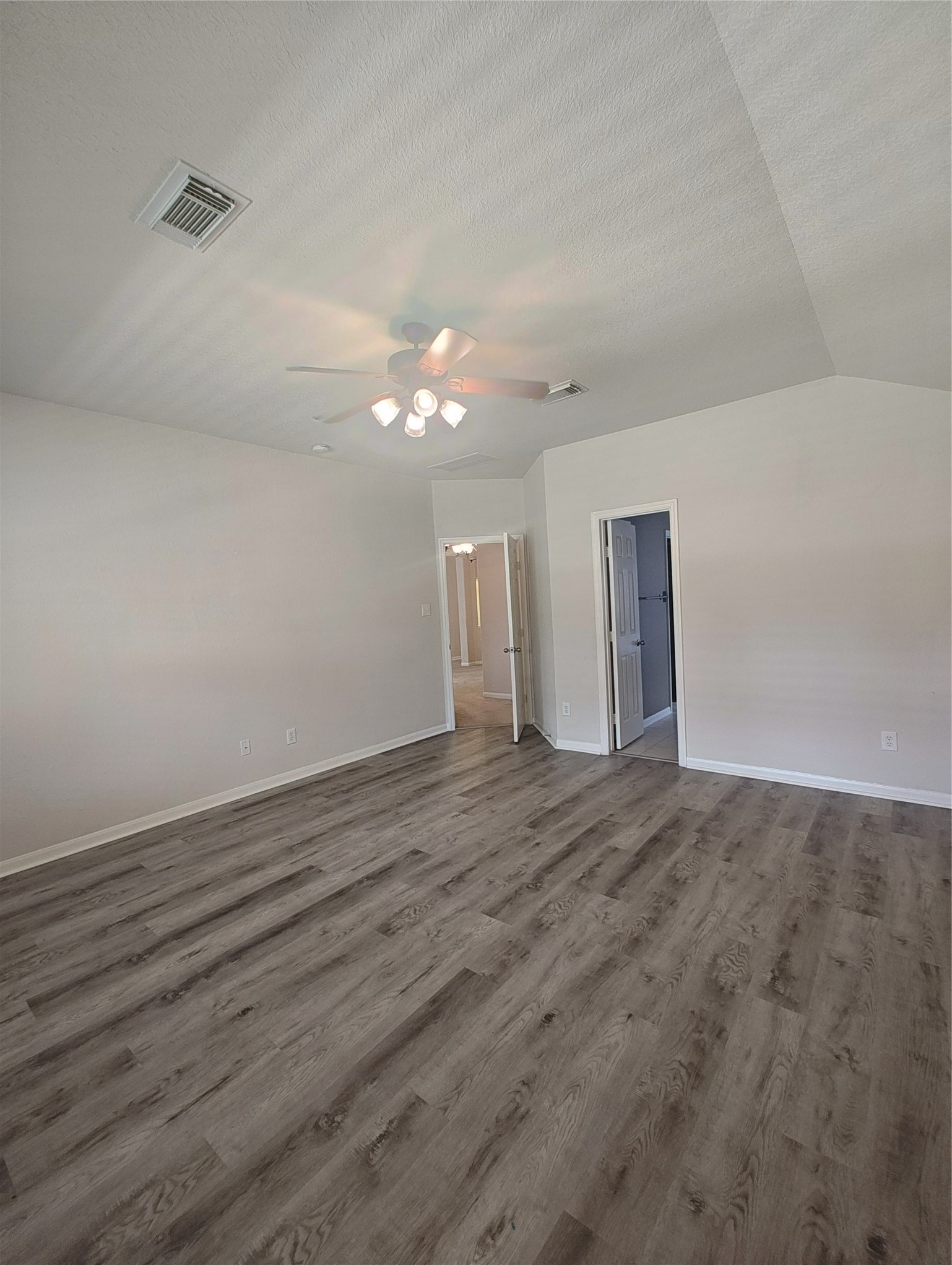 10918 Tattershall Lane Property Photo 13