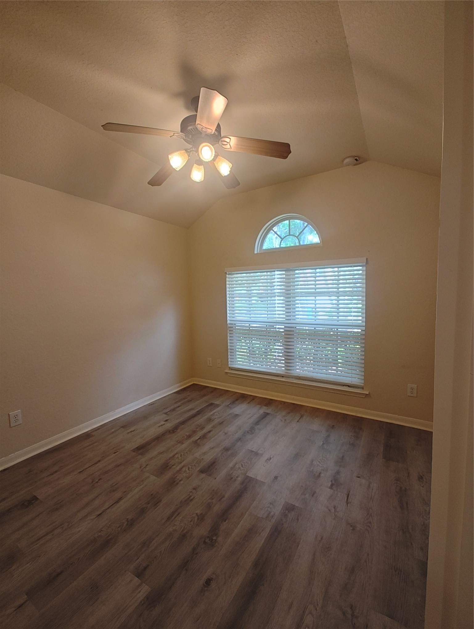 10918 Tattershall Lane Property Photo 22