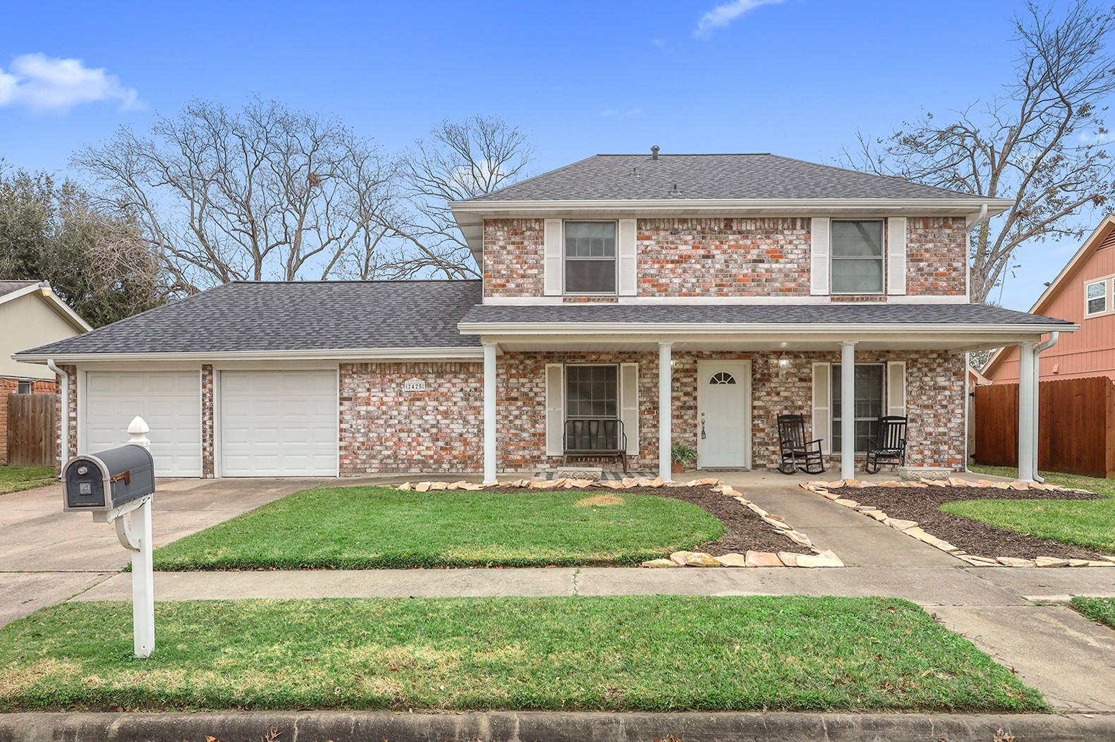 2425 Maxwell Lane Property Photo