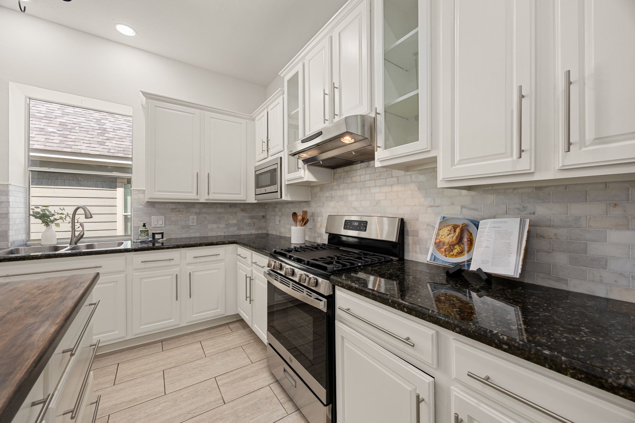 23 Pipers Meadow Street Property Photo 14