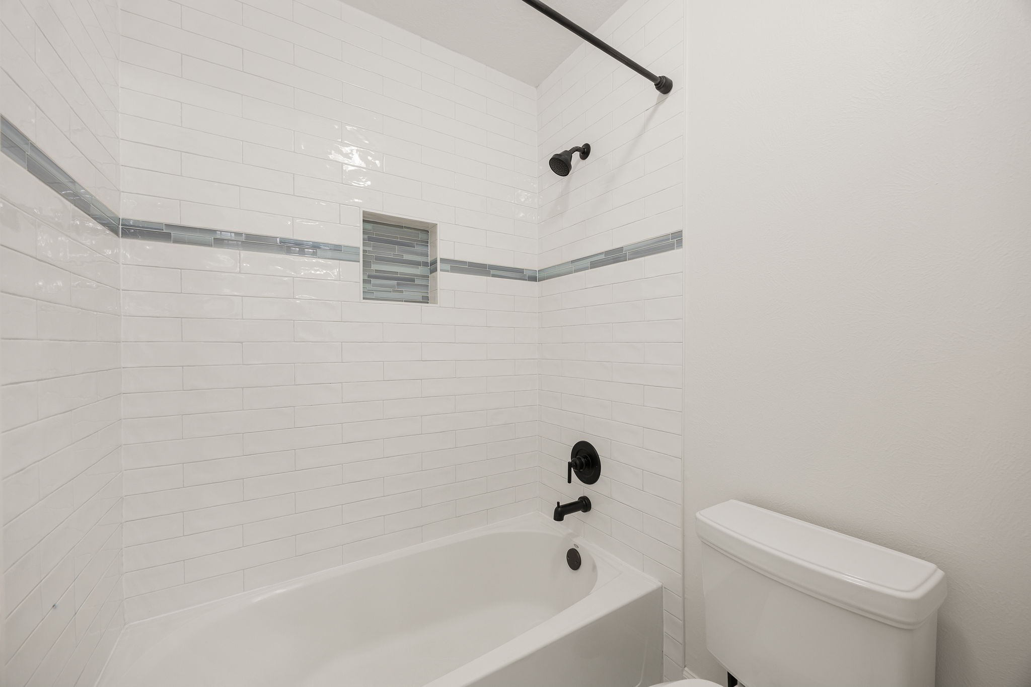 23 Pipers Meadow Street Property Photo 24