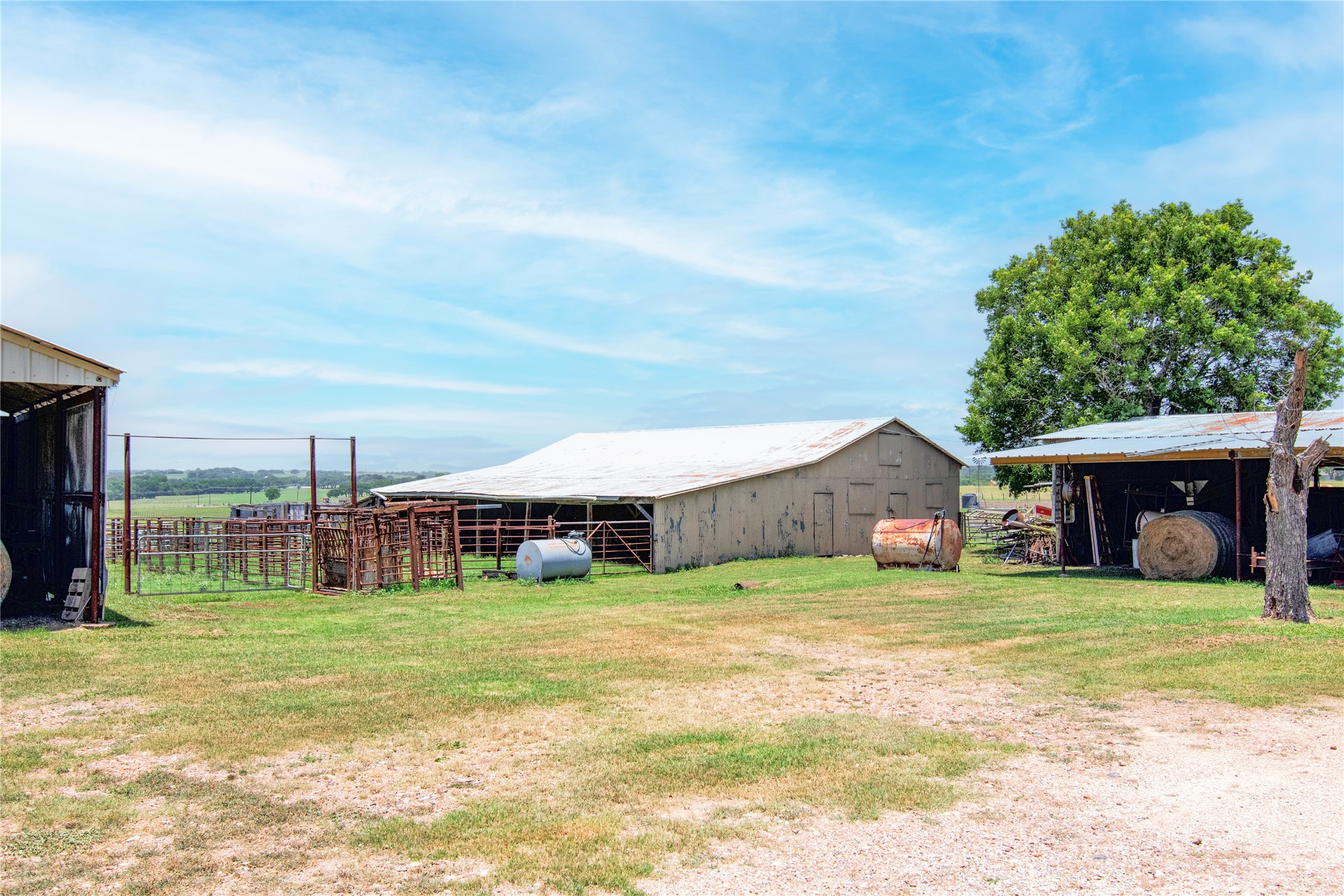 1354 County Road 281 Property Photo 18