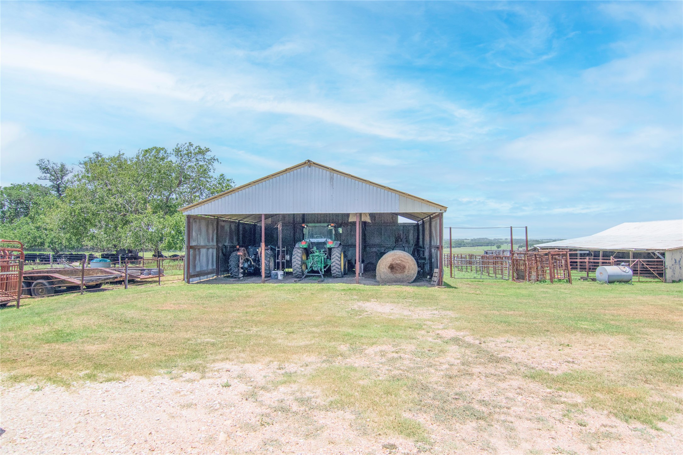 1354 County Road 281 Property Photo 20