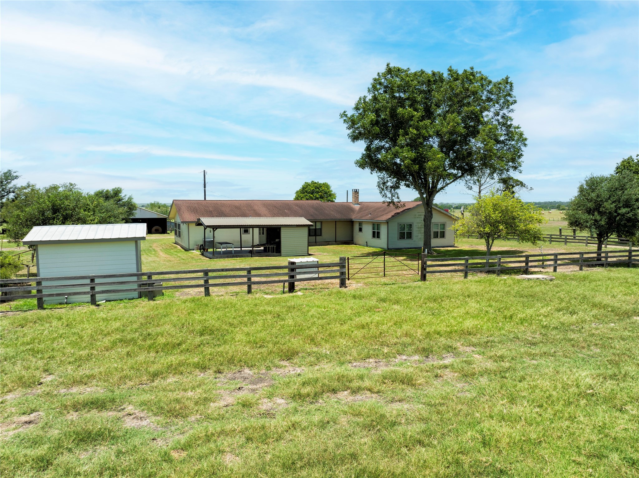1354 County Road 281 Property Photo 26