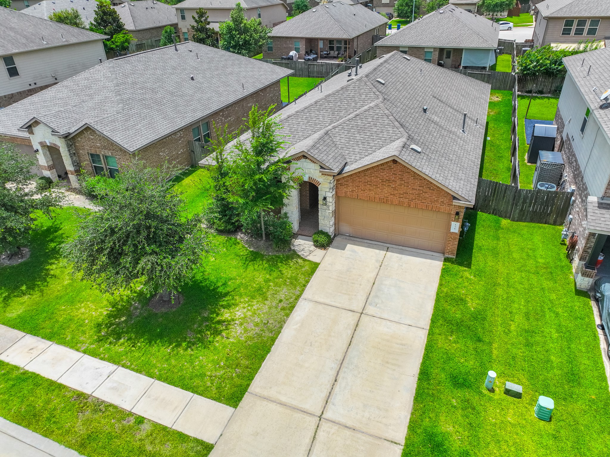 138 Meadow Grove Drive Property Photo 4
