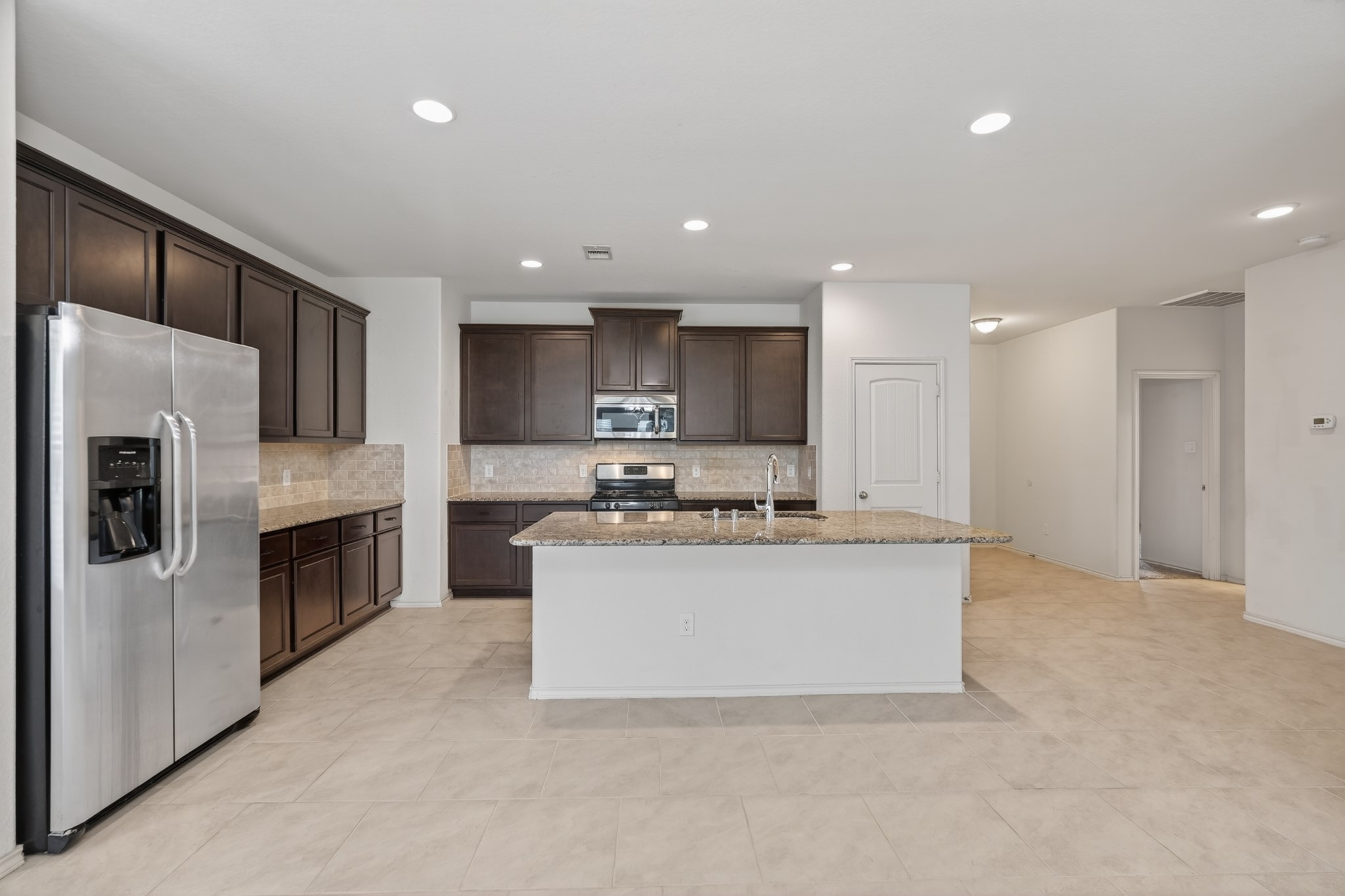 138 Meadow Grove Drive Property Photo 10