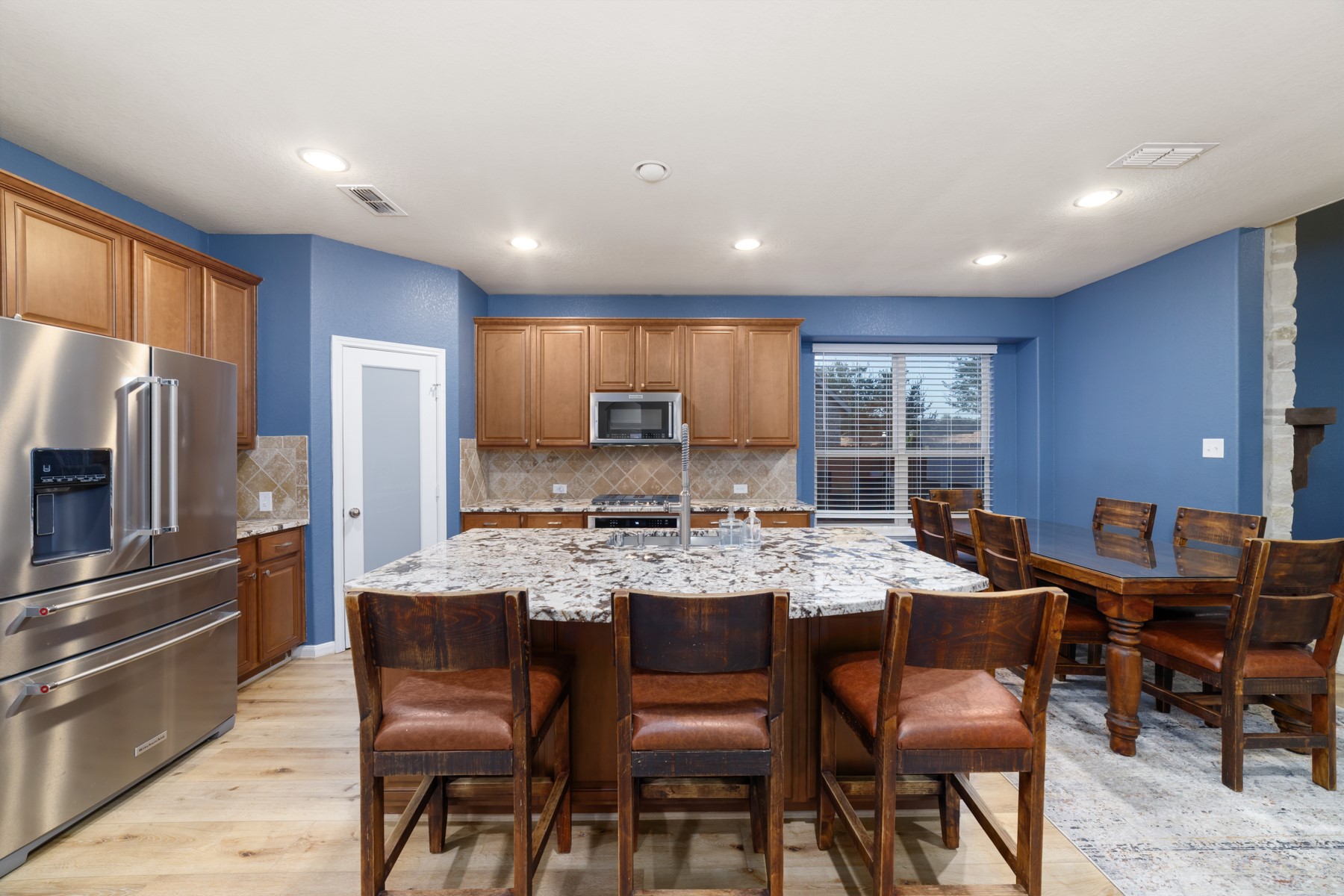 17003 Hinkley Glen Court Property Photo 10