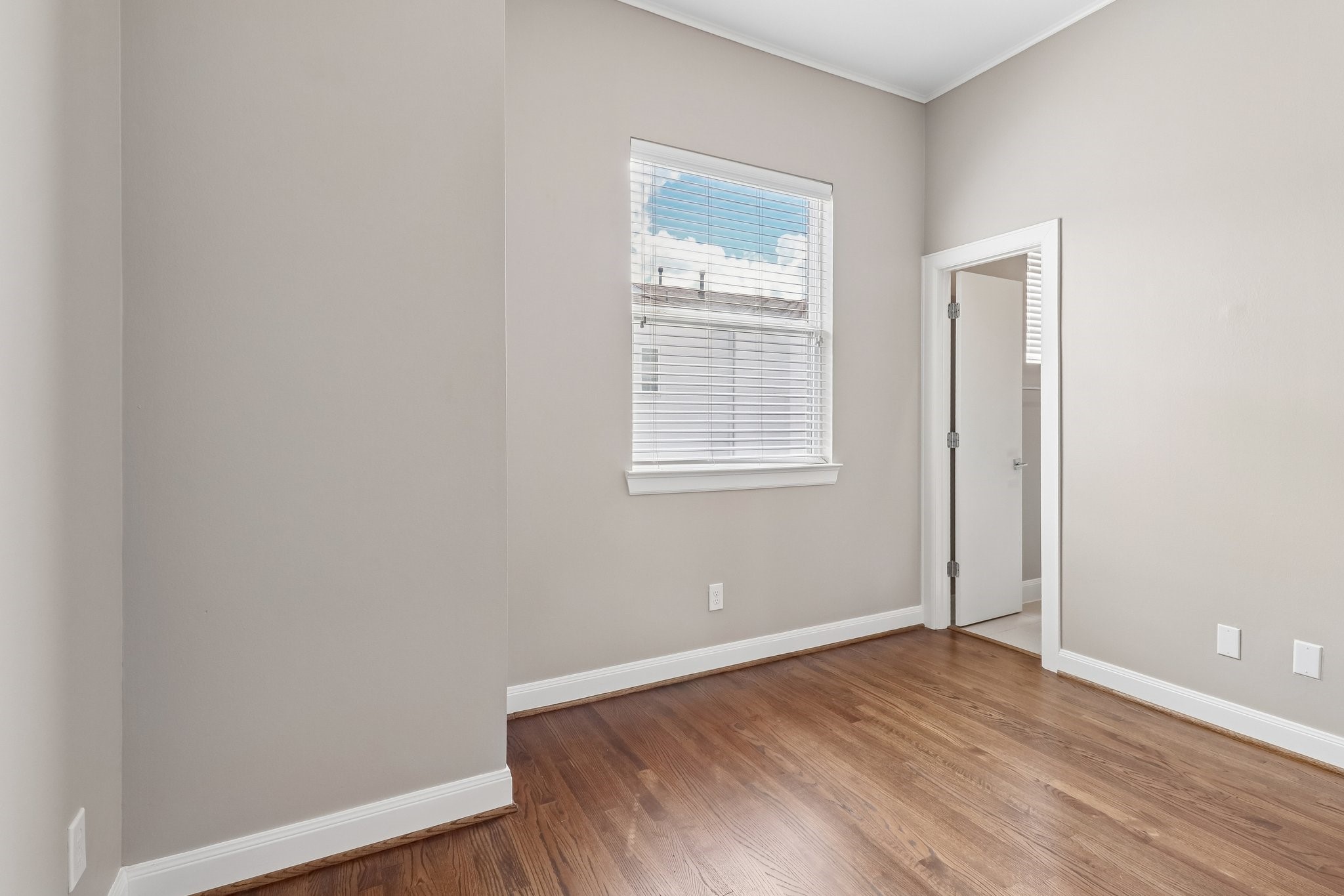 3115 Leeland Street Property Photo 25