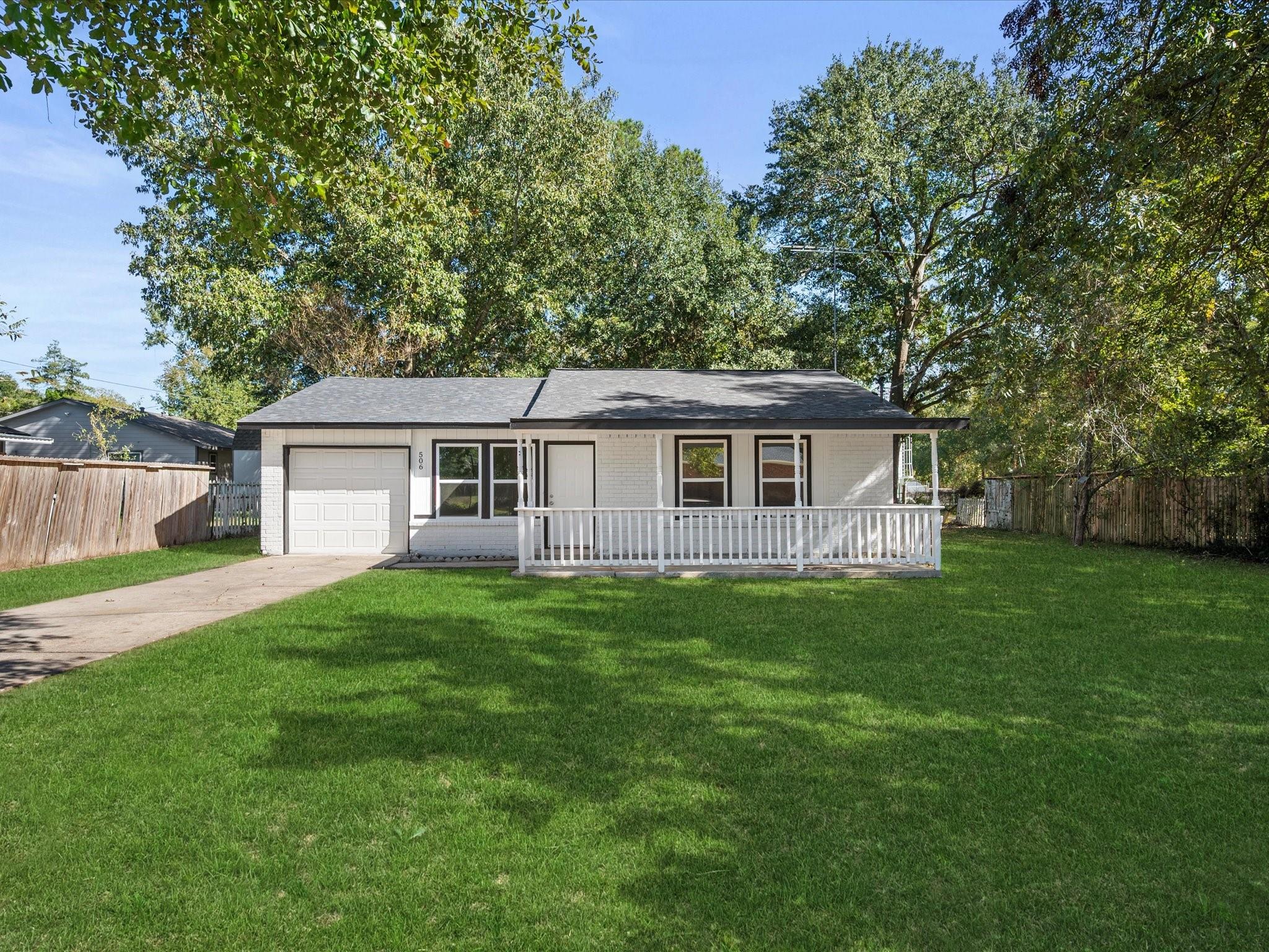 506 Worsham Street, Montgomery Tx 77316 Property Photo 1