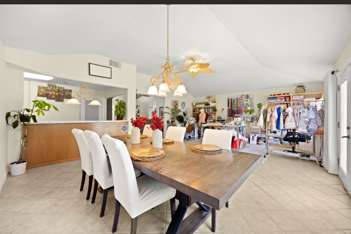 7911 Jonquil Drive Property Photo 17