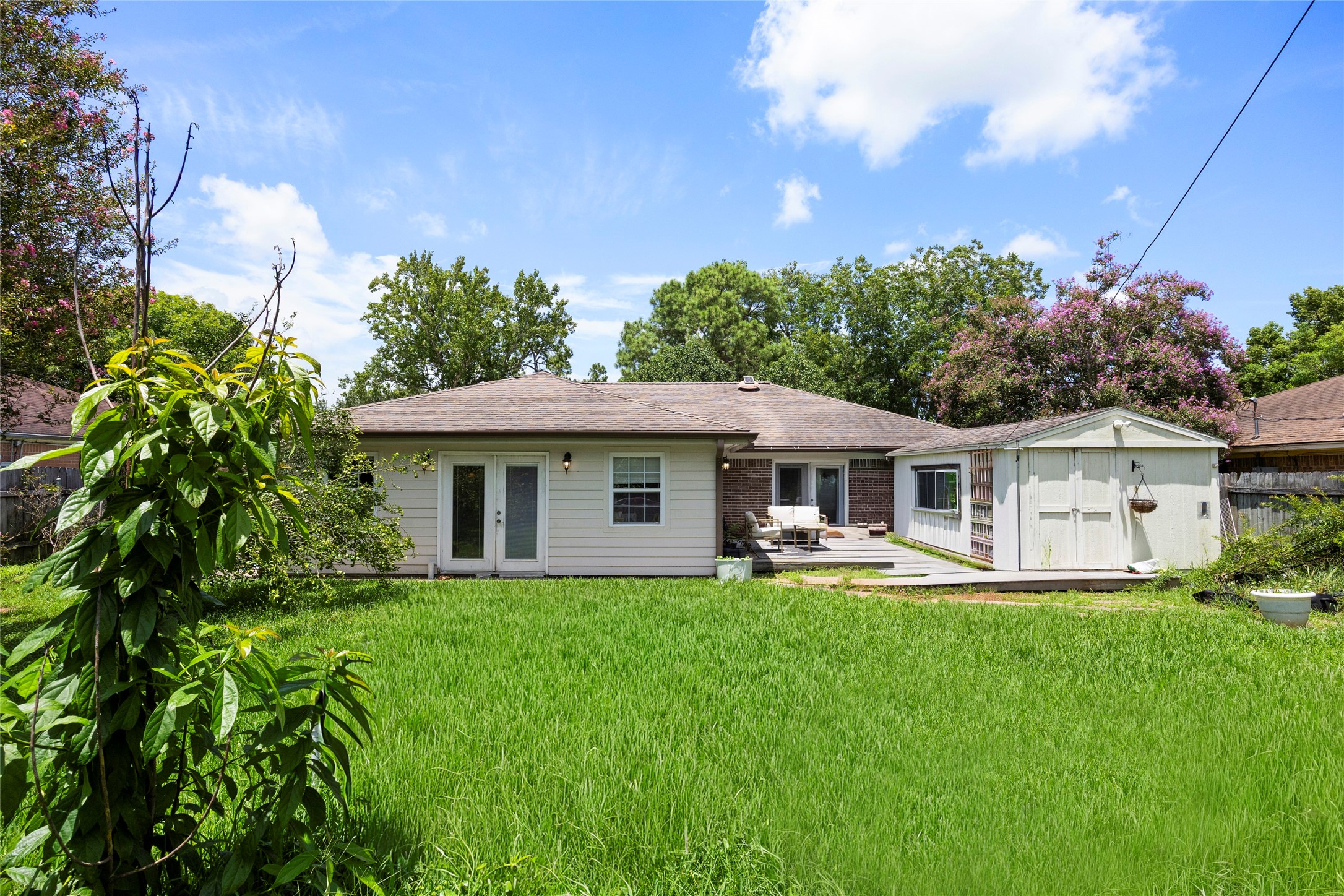 7911 Jonquil Drive Property Photo 21
