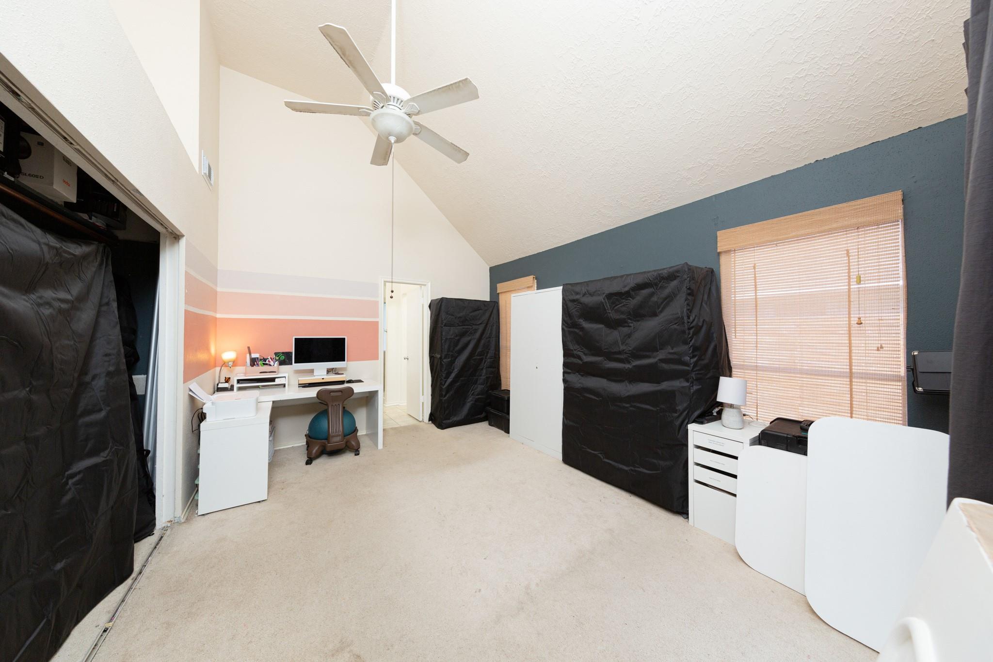 2107 Foundary Drive Property Photo 12