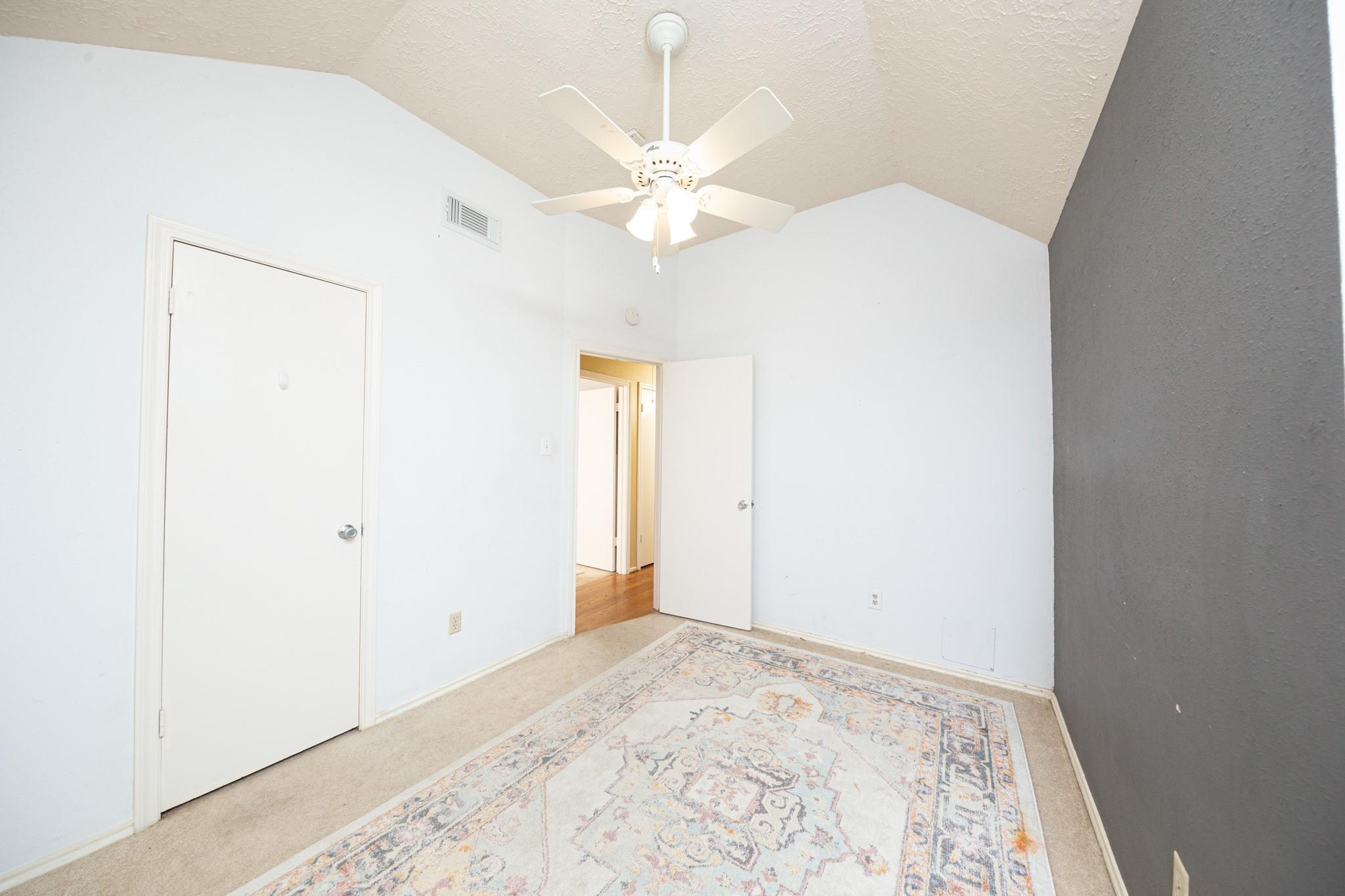 2107 Foundary Drive Property Photo 18