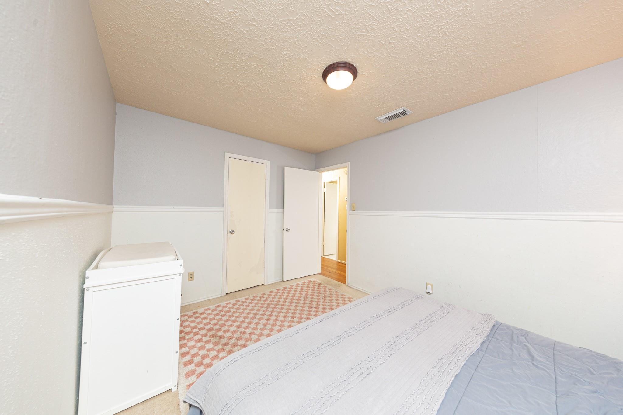 2107 Foundary Drive Property Photo 21