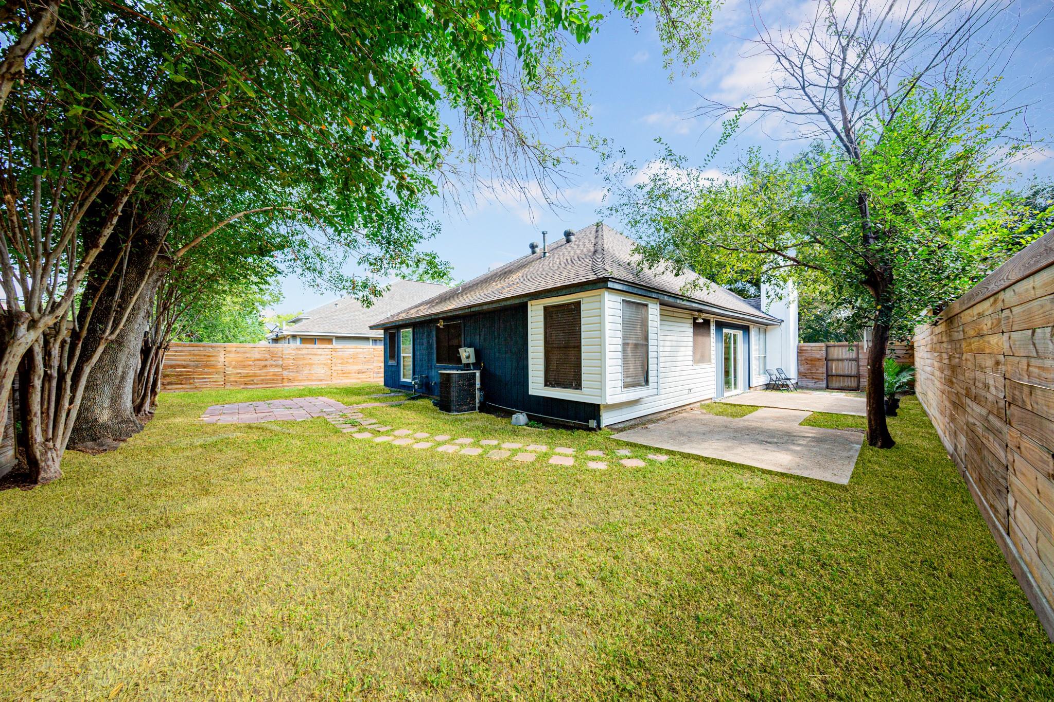 2107 Foundary Drive Property Photo 23