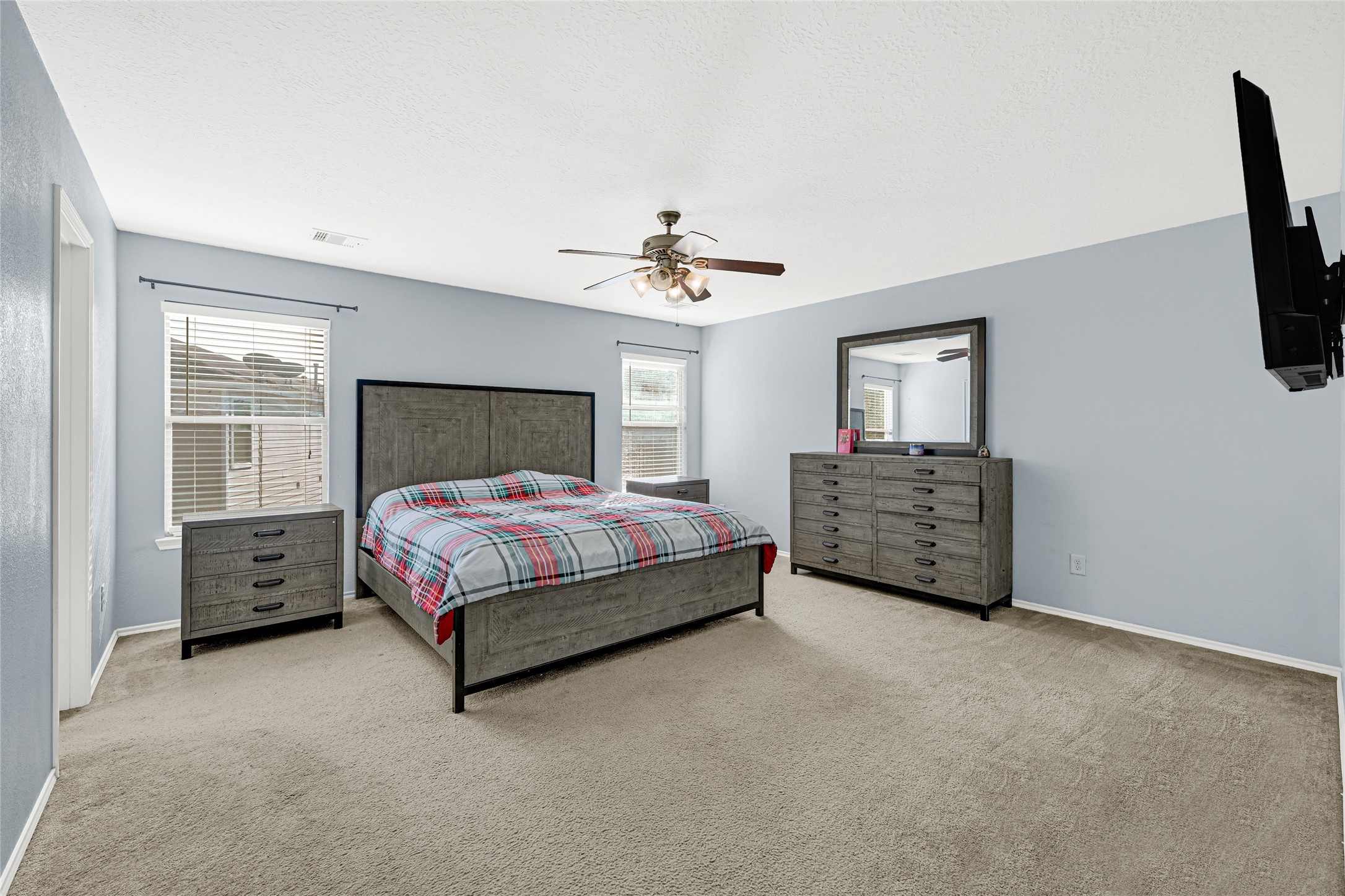 2911 Aspen Fair Trail Property Photo 15