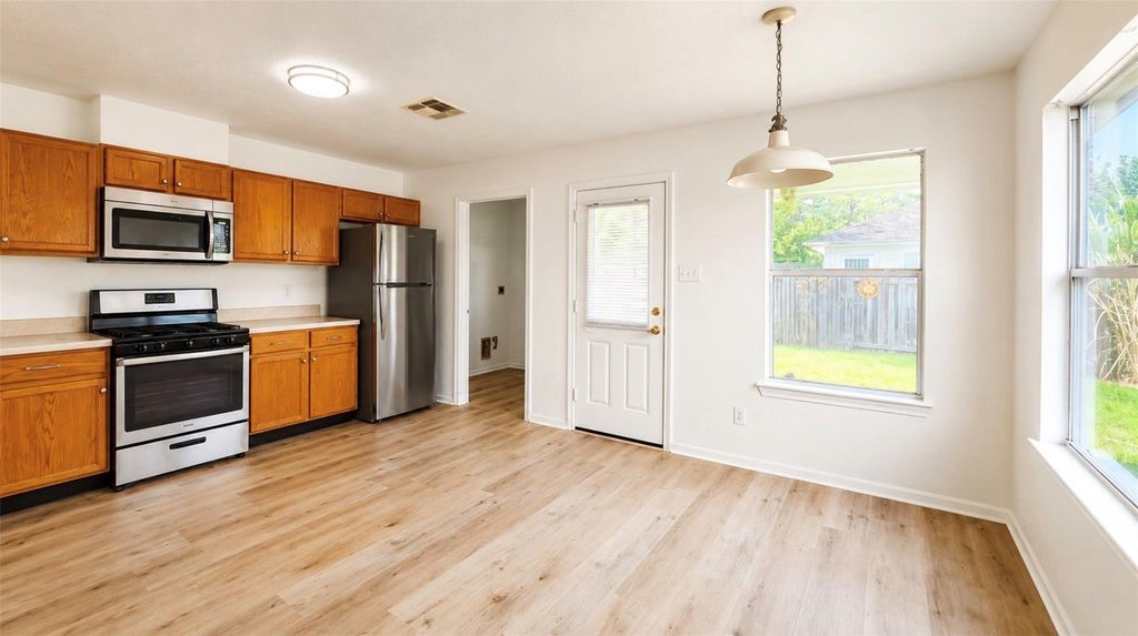 17218 Blushing Pear Court Property Photo 4