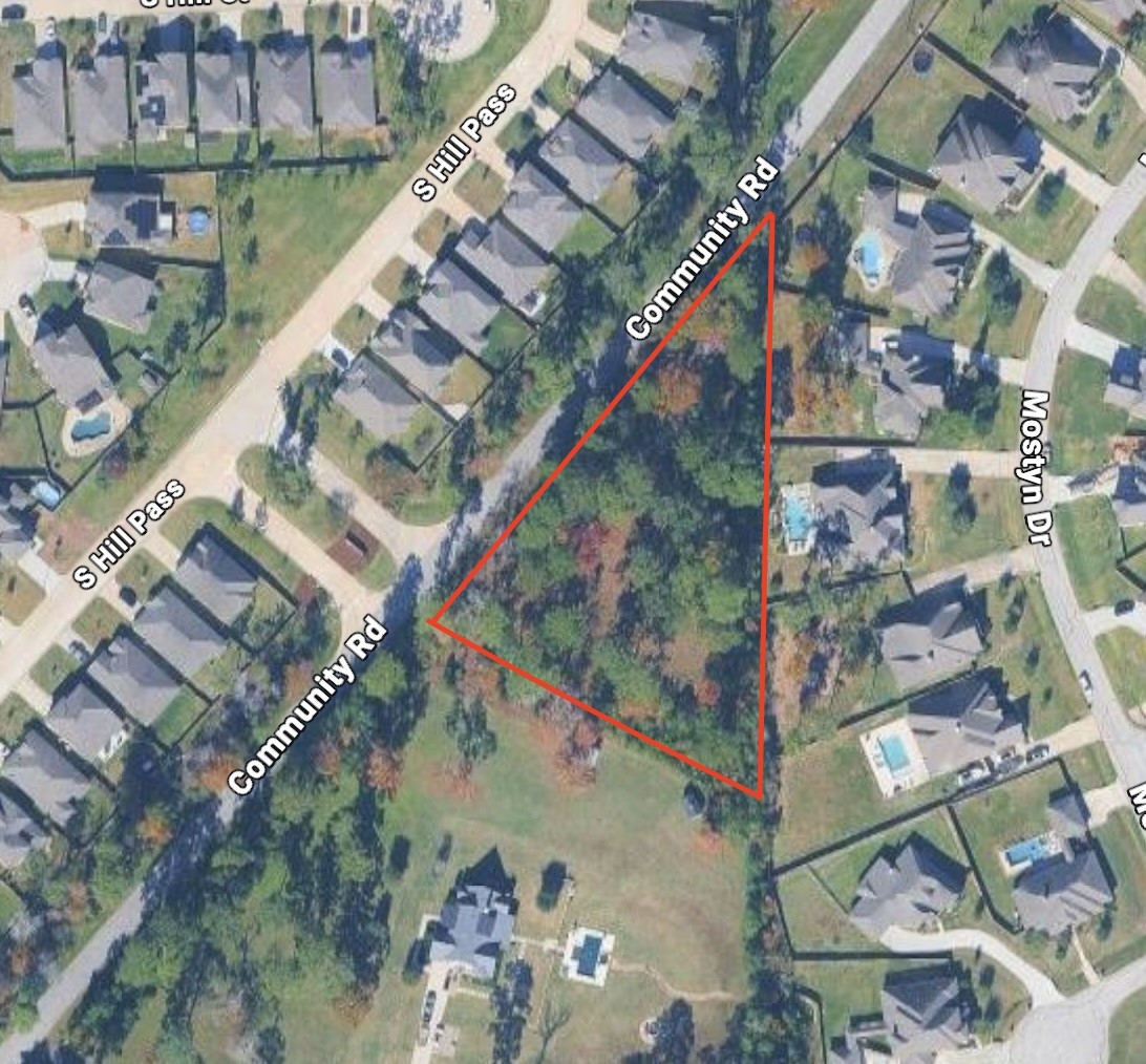 40496 Community Road Property Photo 3