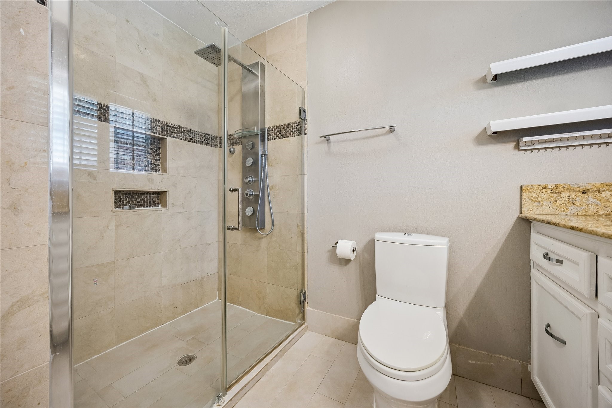 3630 Latma Drive Property Photo 14