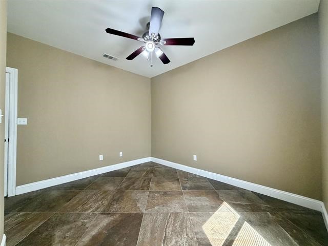2850 Amber Avenue Property Photo 16