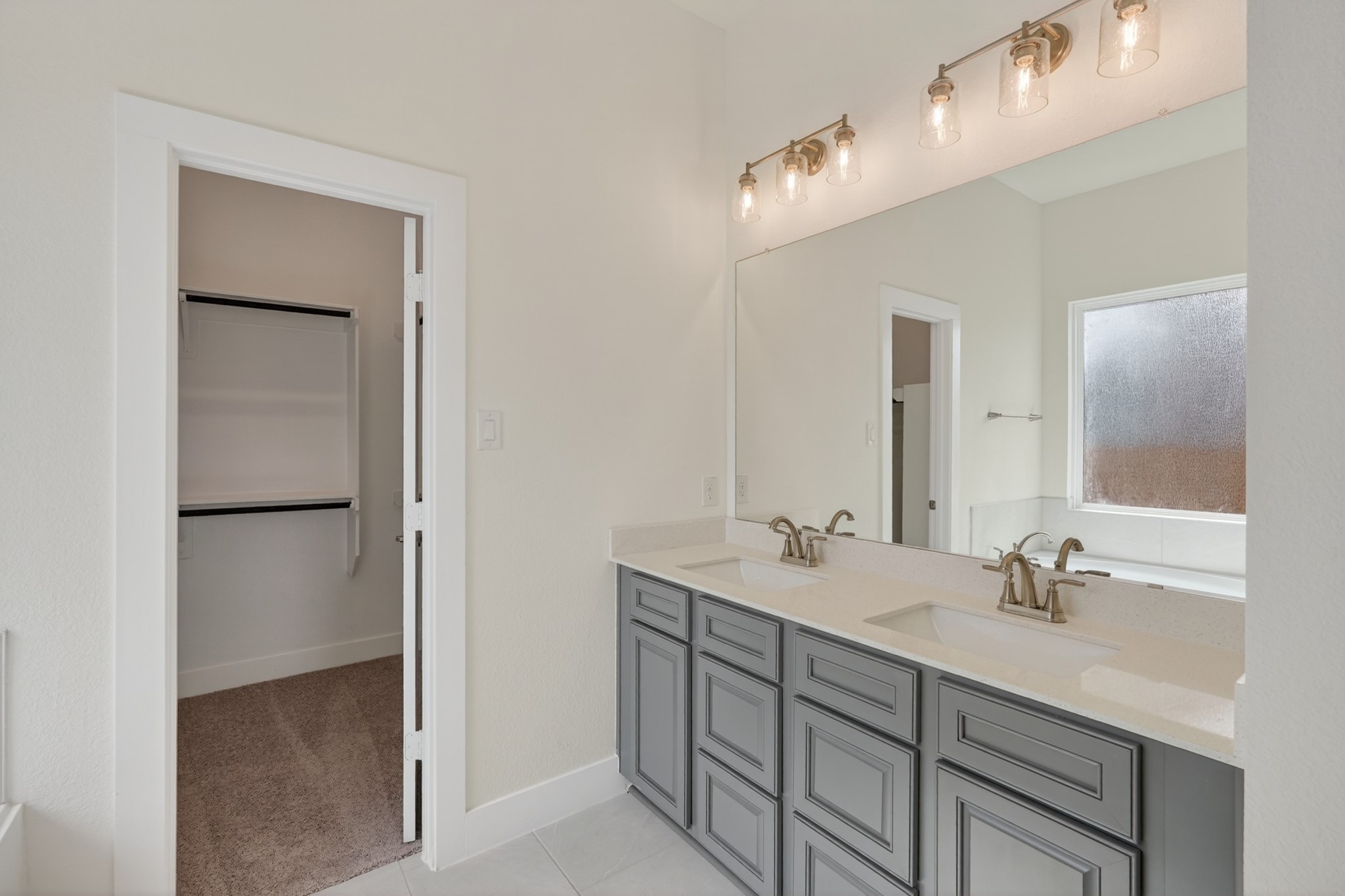 648 Crested Duck Court Property Photo 18