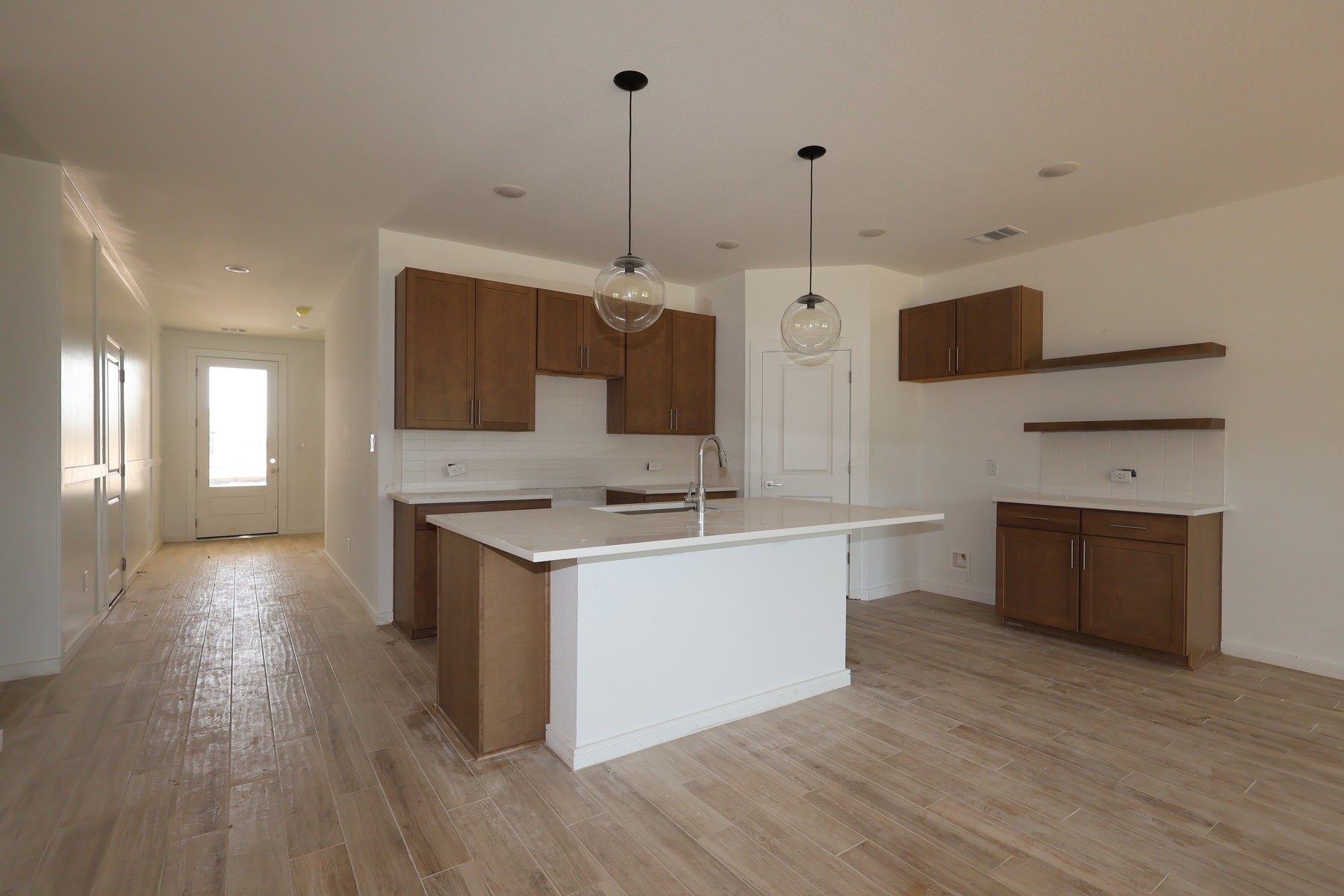 30618 Johnson Alley Property Photo 4