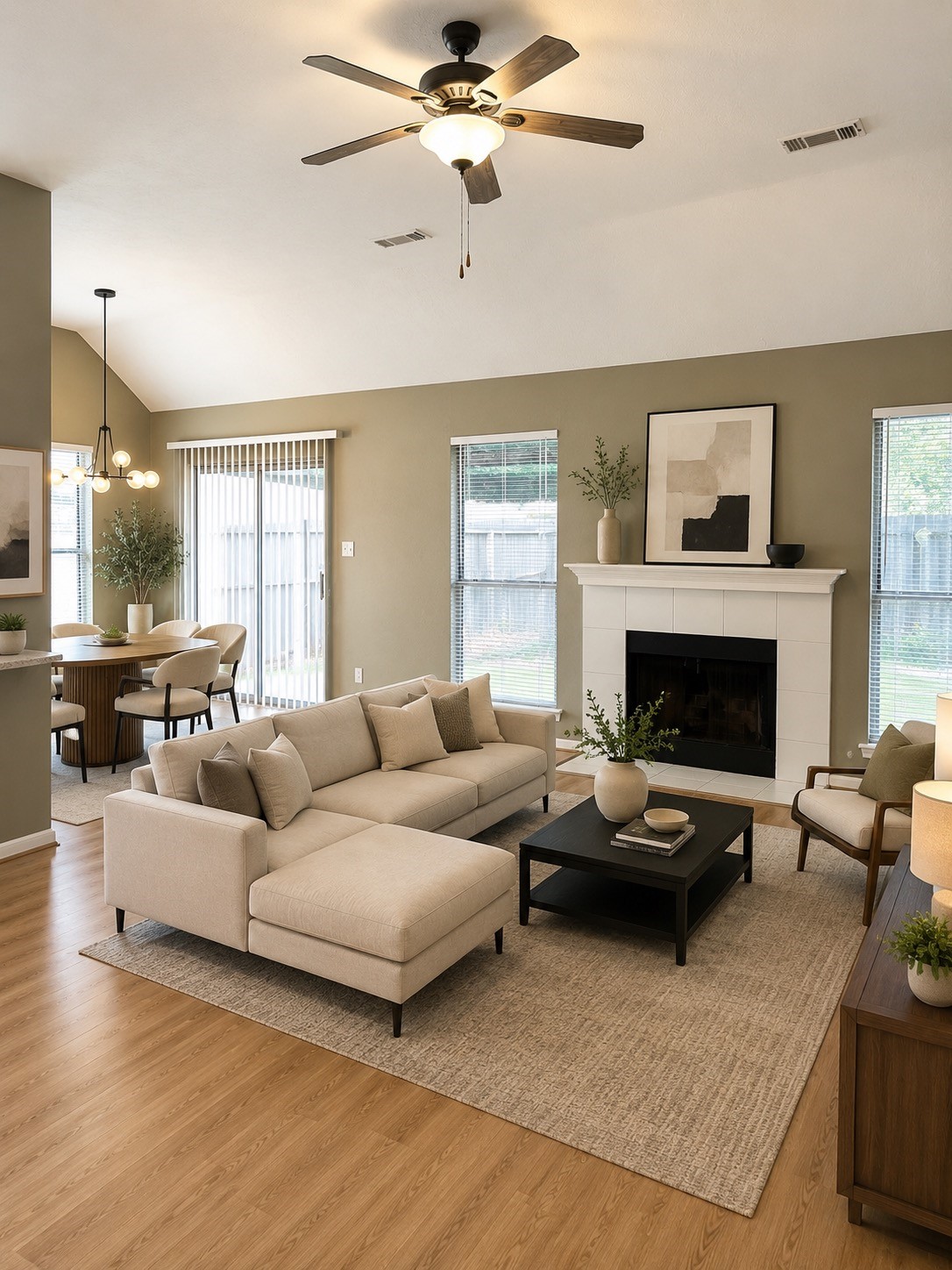 6610 Chantalle Drive Property Photo 4