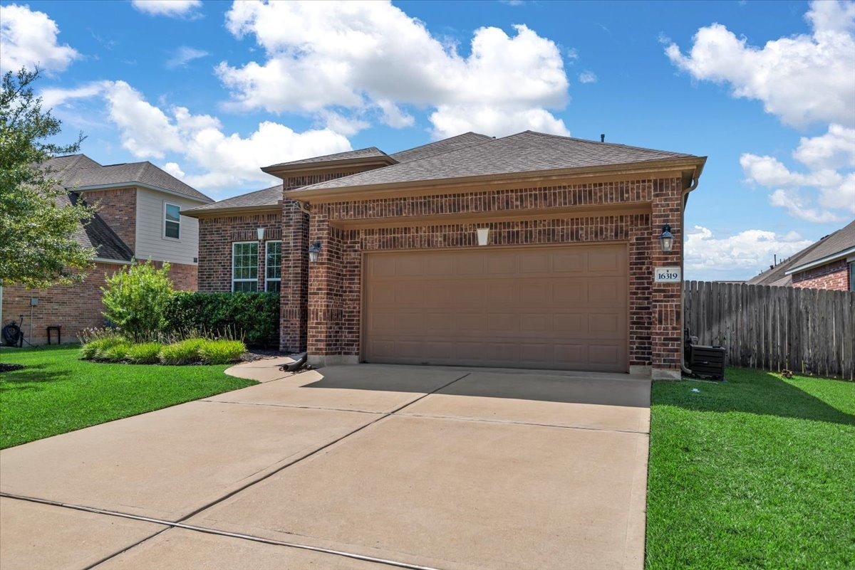 16319 Denise Terrace Drive Property Photo 48