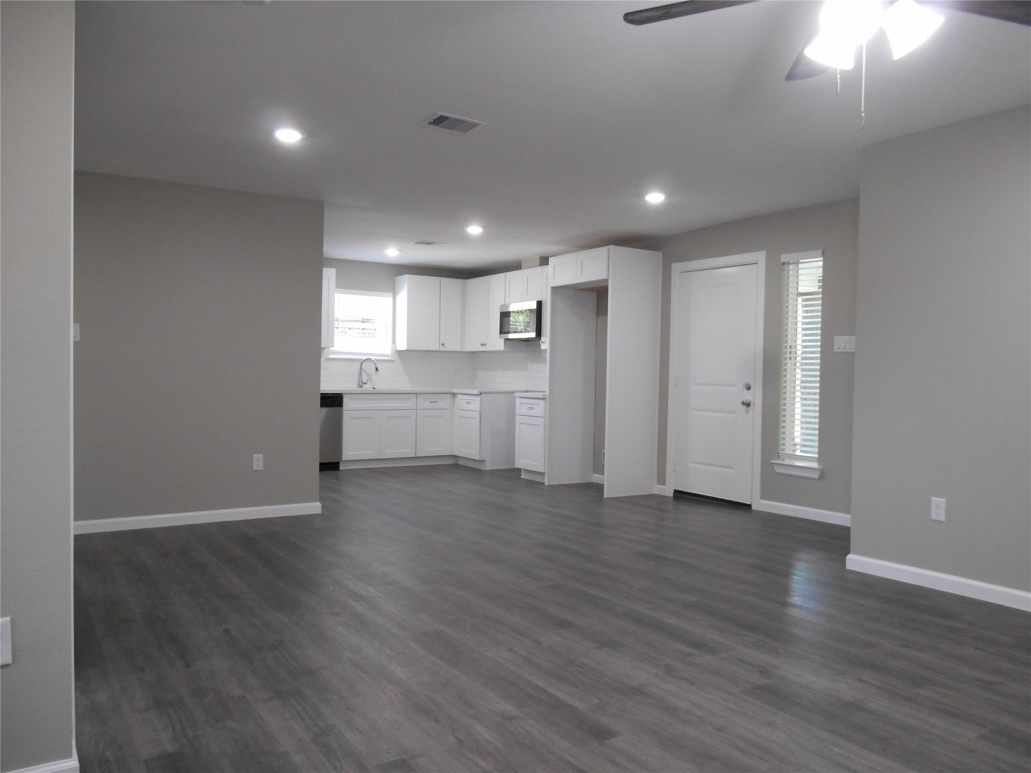 1547 Greenfield Road Property Photo 3