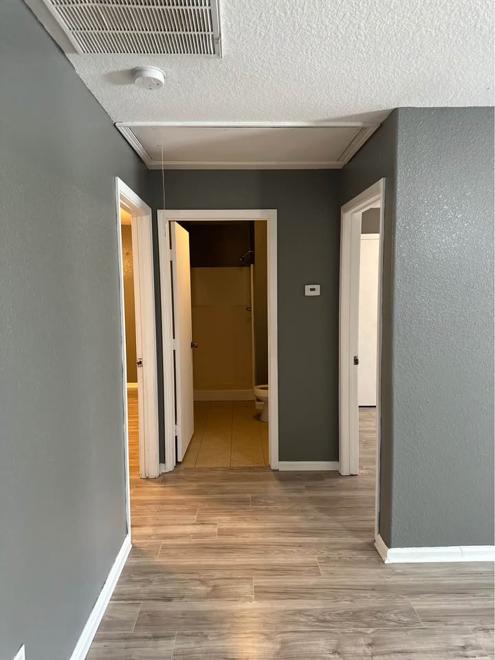 10428 Burden Street B Property Photo 9