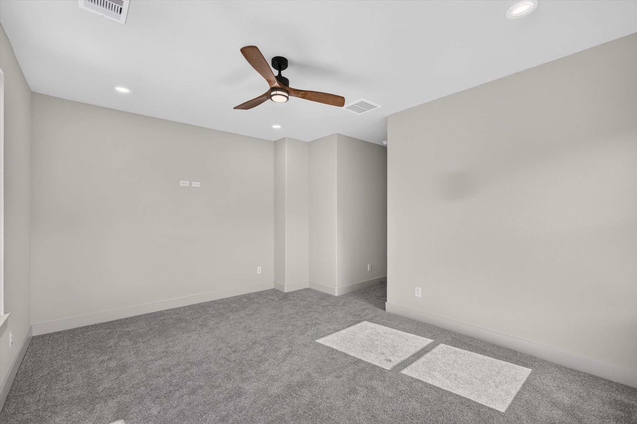 8027 Betty Boop Street Property Photo 28