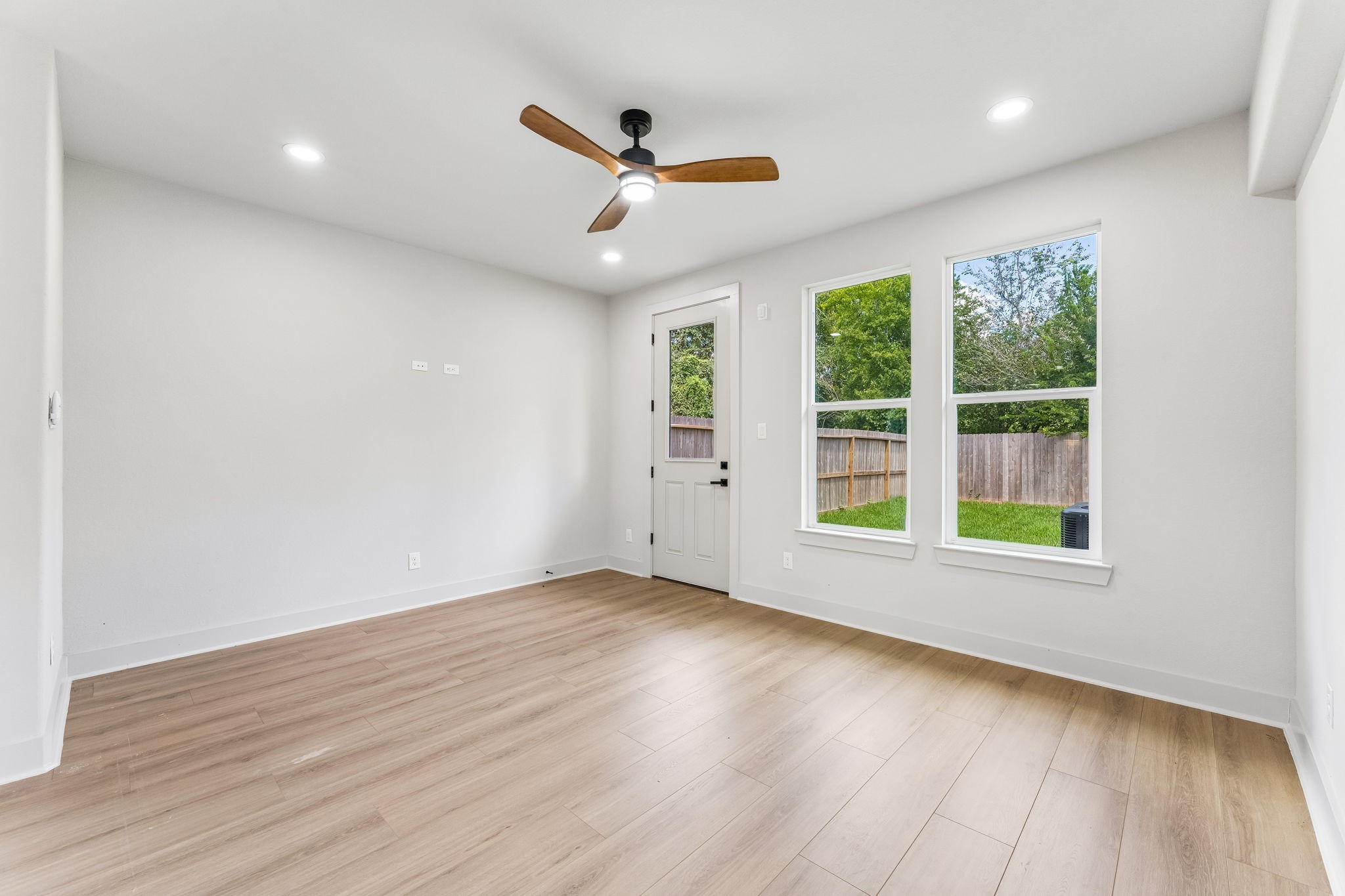 8027 Betty Boop Street Property Photo 40