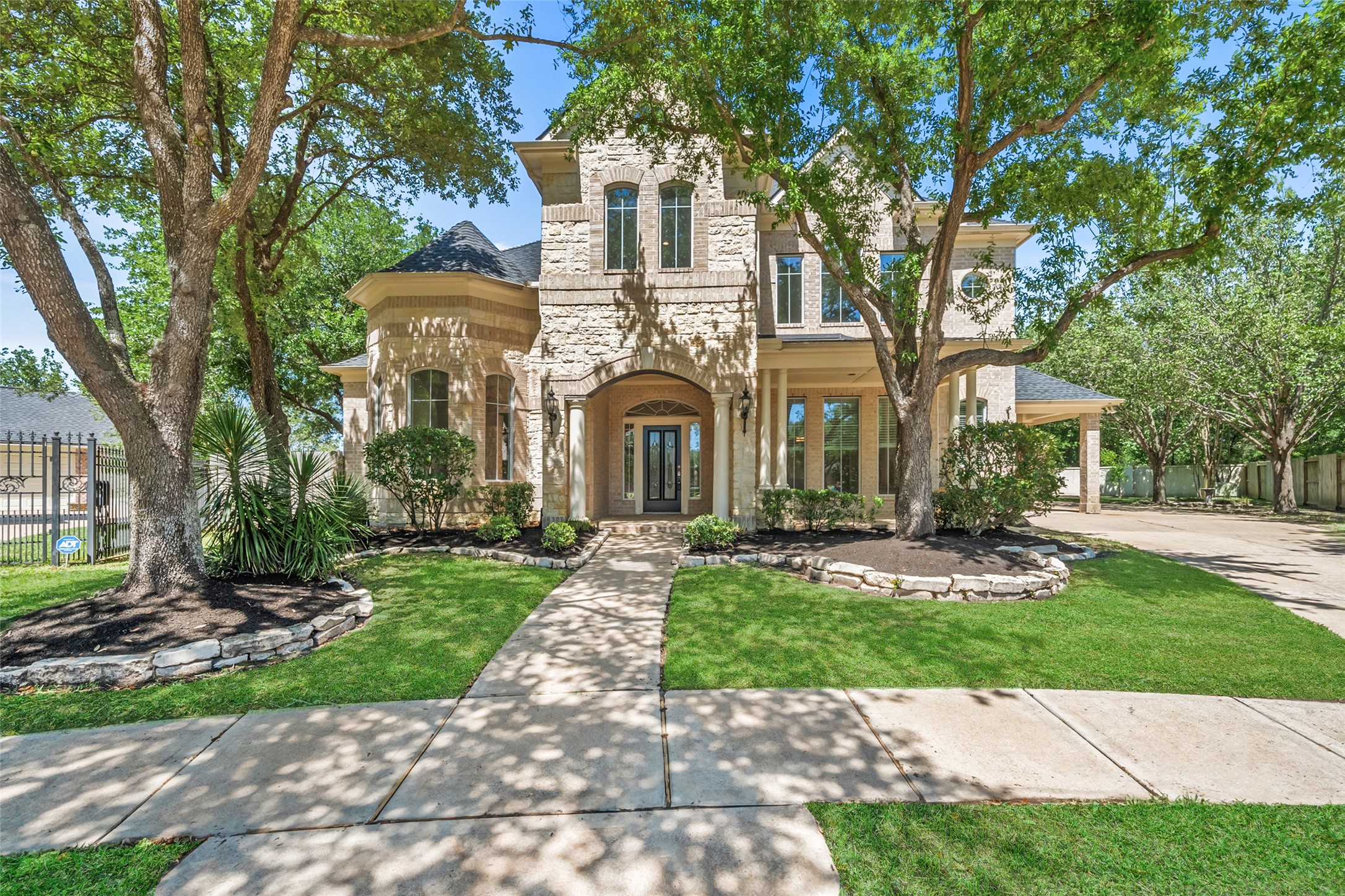 13914 Panola Pointe Property Photo 1